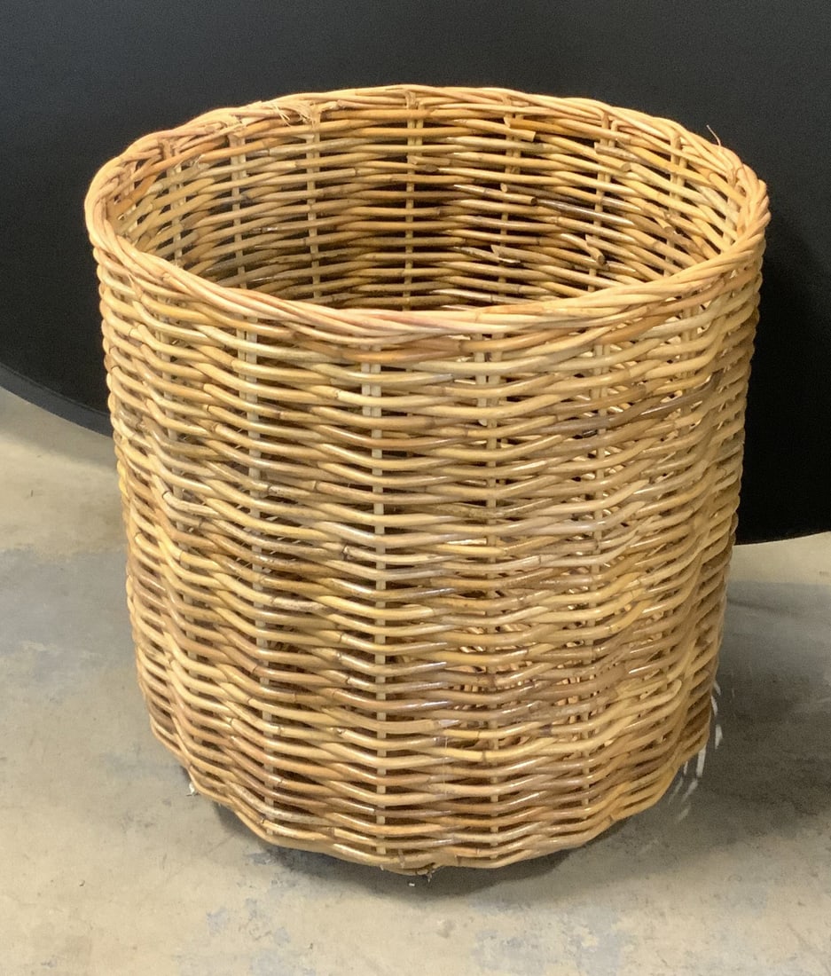 Floor Size Wicker Basket, XL 19 in. Ht: Oversized Wicker Basket for floor. Measures 19.5 in. Diameter x 19 in ht. String & sturdy. Can be used as a tree planter accessory, storage, etc. some exterior discoloration consistent with use and ex