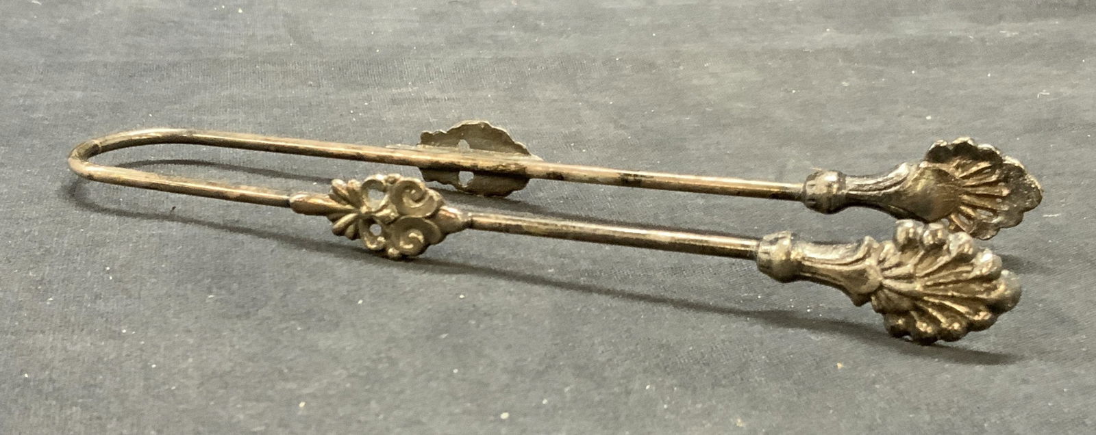Vintage Silver Plated Tongs (1 of 6)