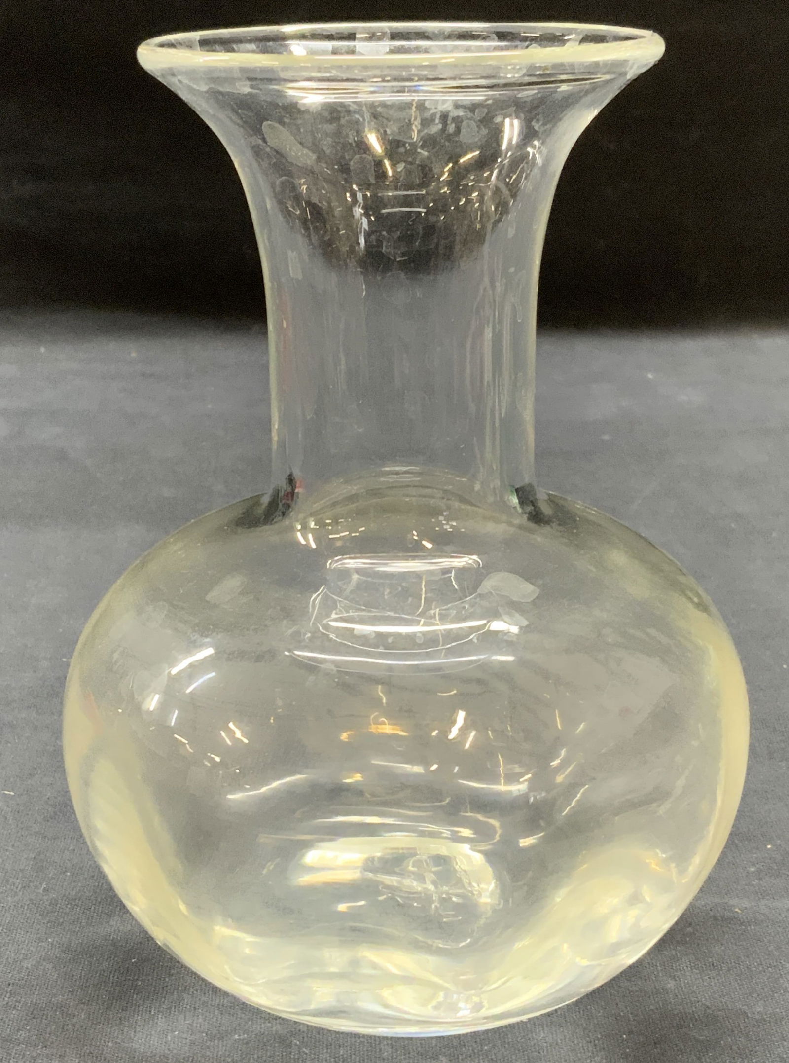 Simon Pearce Hand Blown Glass Vase (1 of 6)