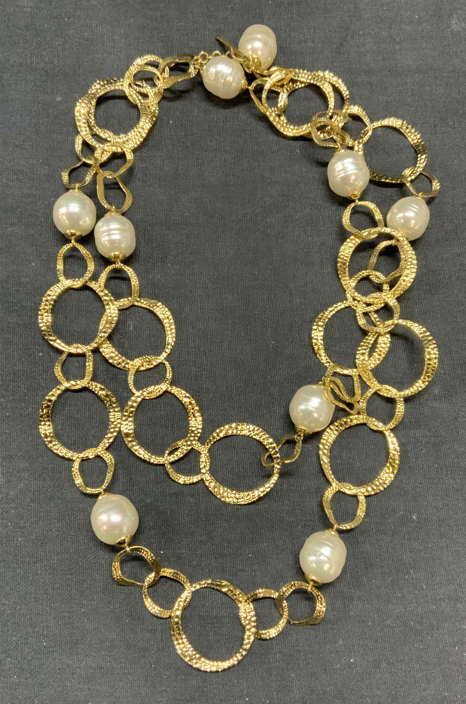 Gold Tone Faux Pearl Beaded Necklace (1 of 6)
