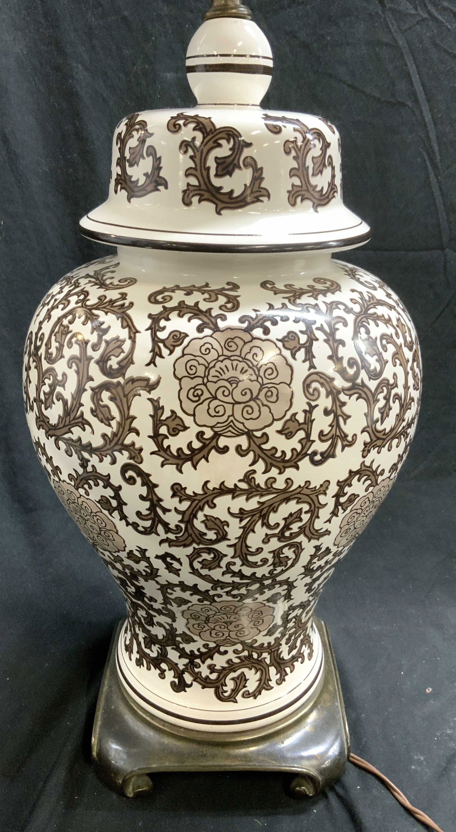 Vintage Chinoiserie Porcelain Table Lamp (1 of 6)