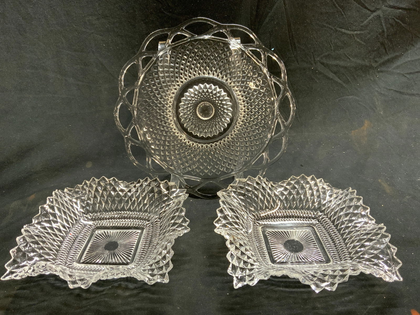 Lot 3 Assorted Diamond Pattern Art Glass Plates (1 of 6)