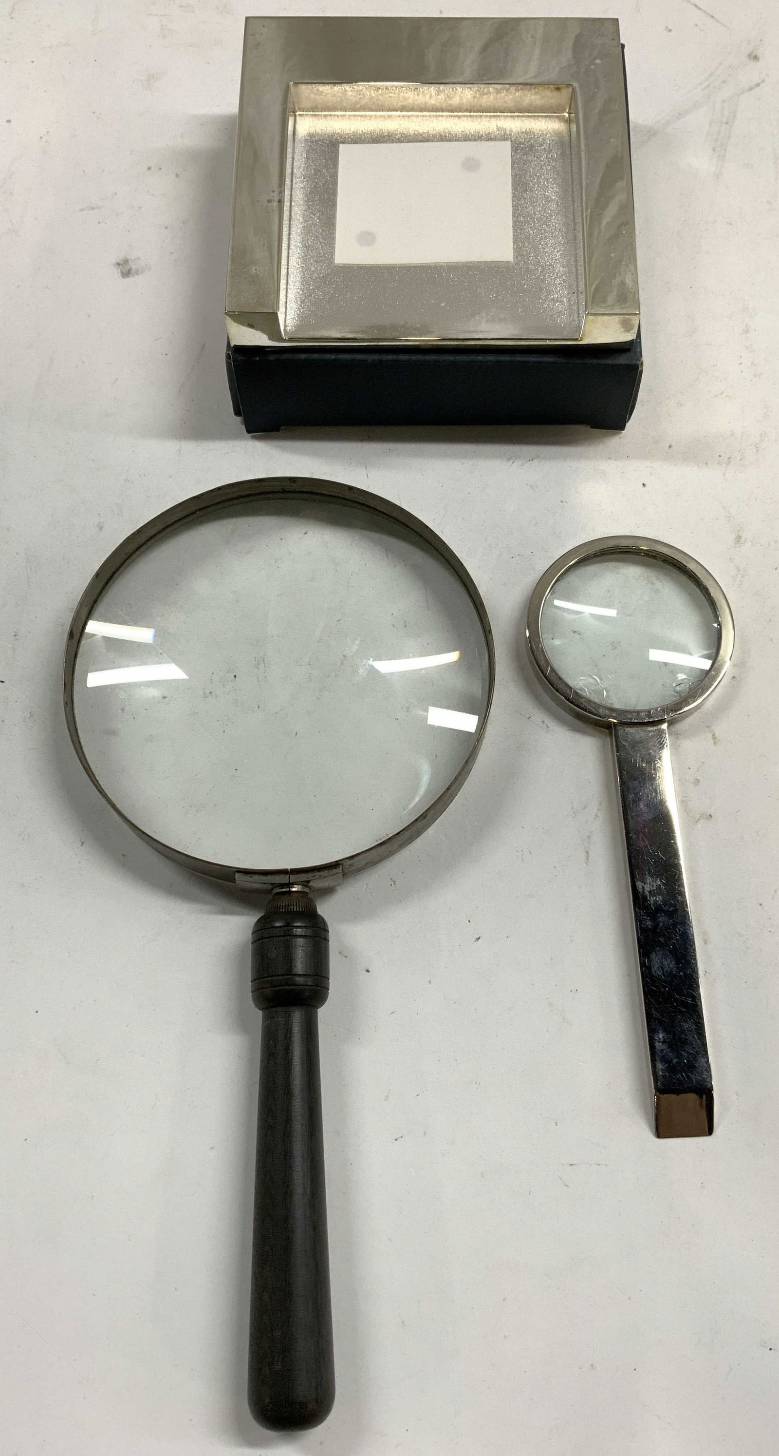 Lot3 Metal PostIt Note Holder & Magnifying Glasses (1 of 6)