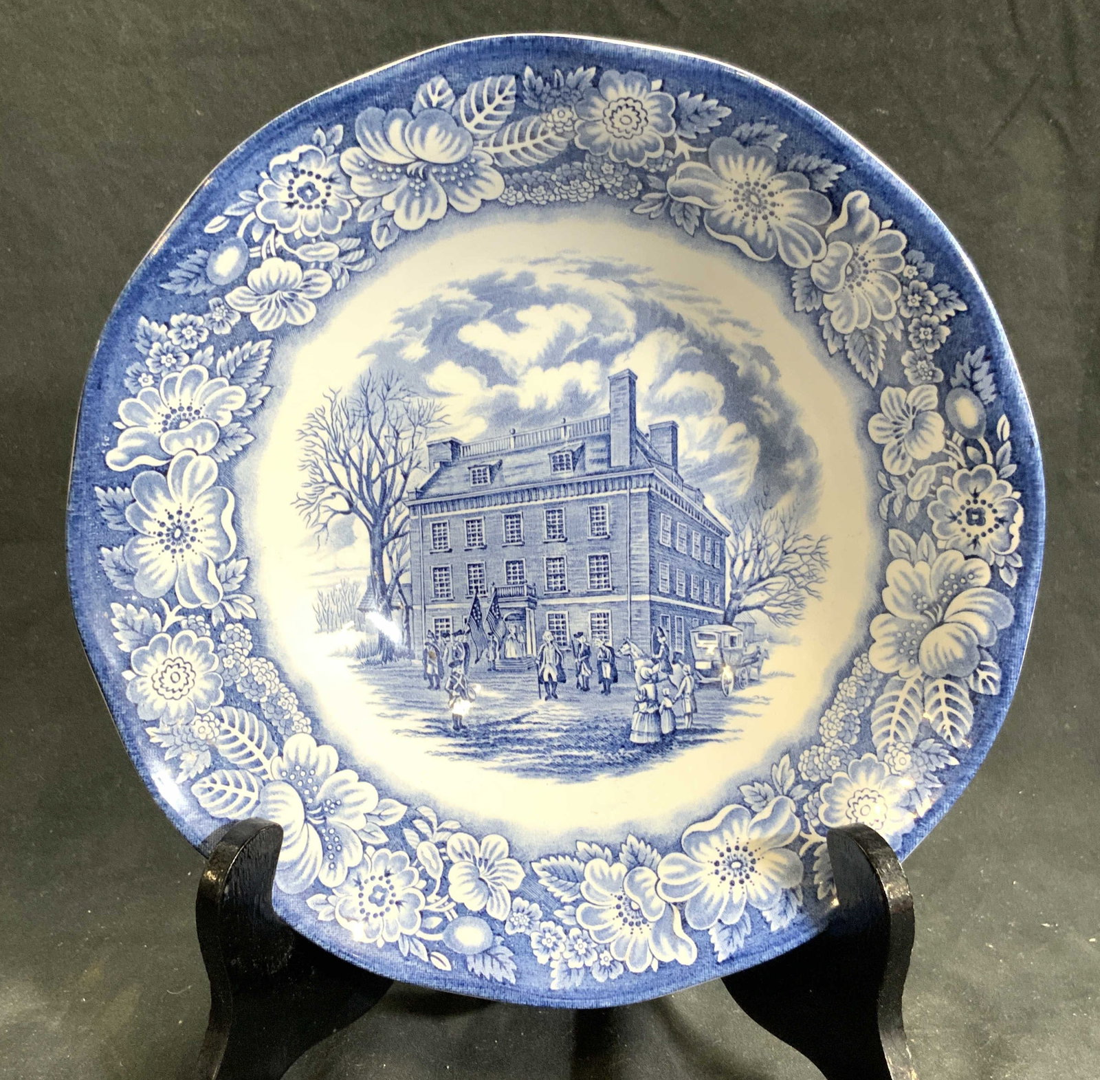 LIBERTY BLUE STAFFORDSHIRE Porcelain Bowl ENGLAND: Underside marked LIBERTY BLUE Original copper engravings of historic colonial scenes printed on Staffordshire Ironstone MADE IN ENGLAND FRAUNCES TAVERN. Bowl is white toned porcelain with blue toned f