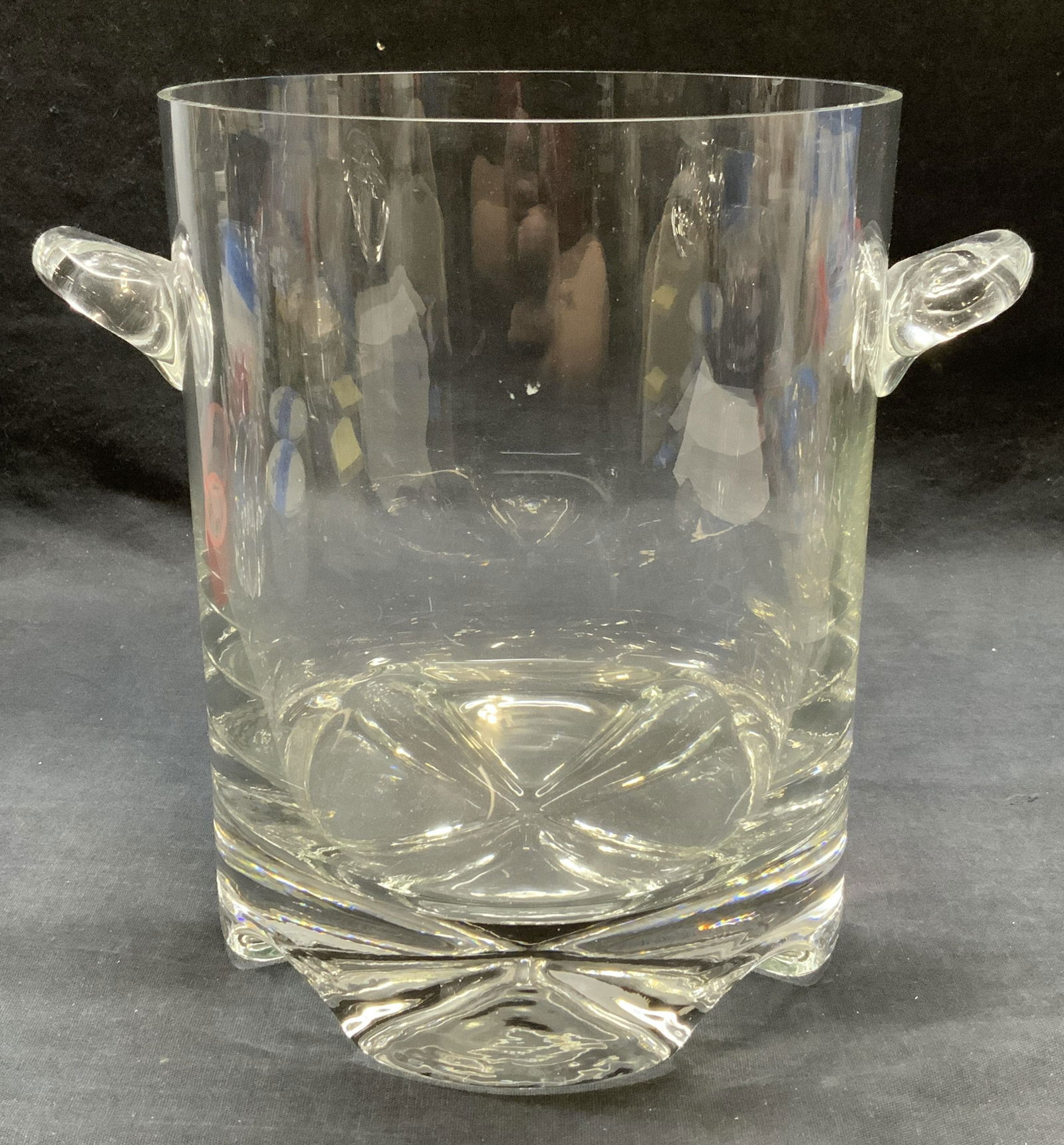Heavy Clear Glass Ice Bucket (1 of 6)