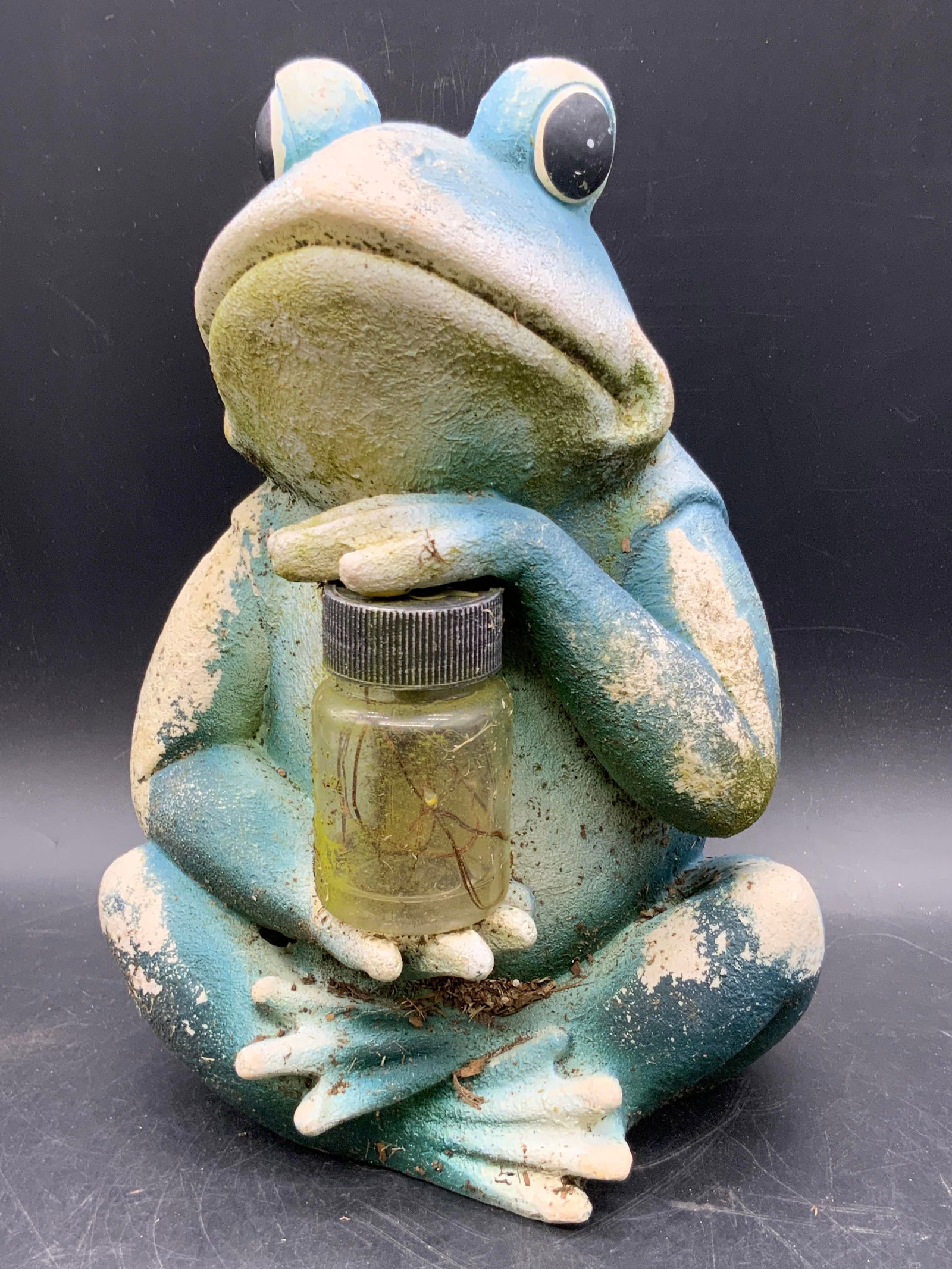 Frog Solar & Battery Opp Light Garden Statuary (1 of 10)