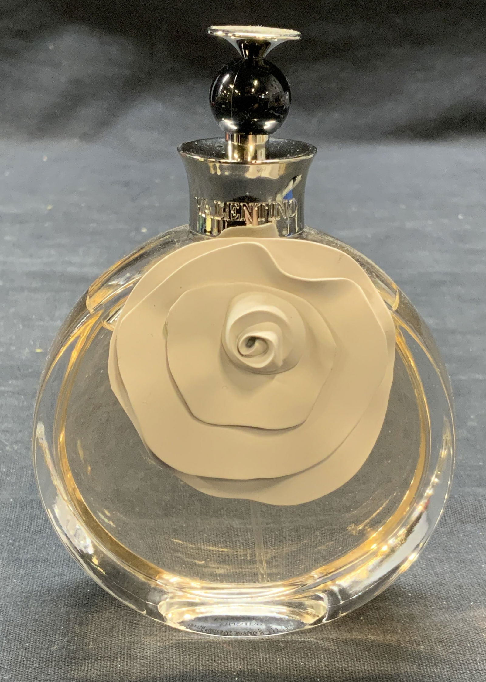 Valentino Valentina Eau De Perfume (1 of 6)