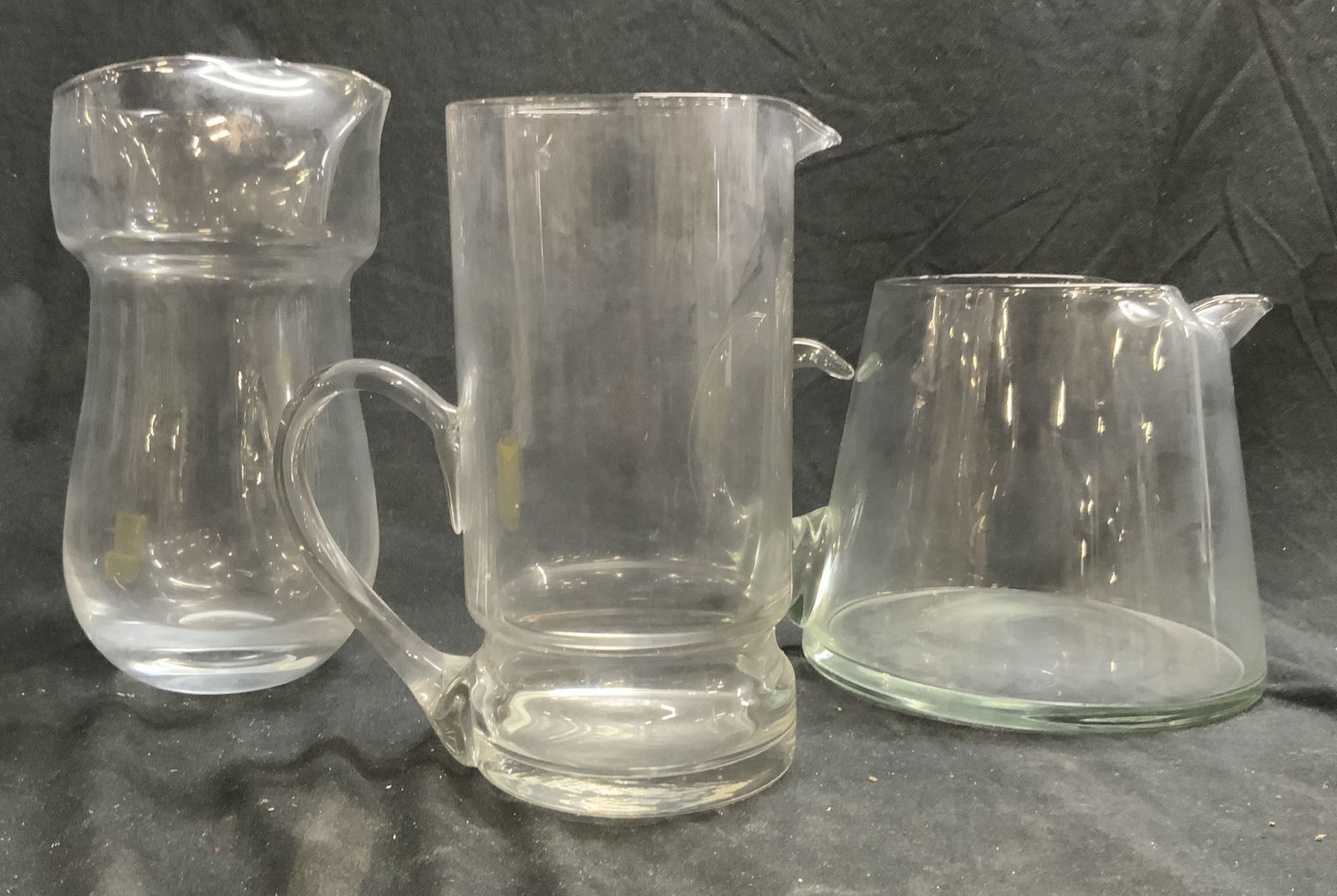 Lot 3 Art Glass Vessels (1 of 7)