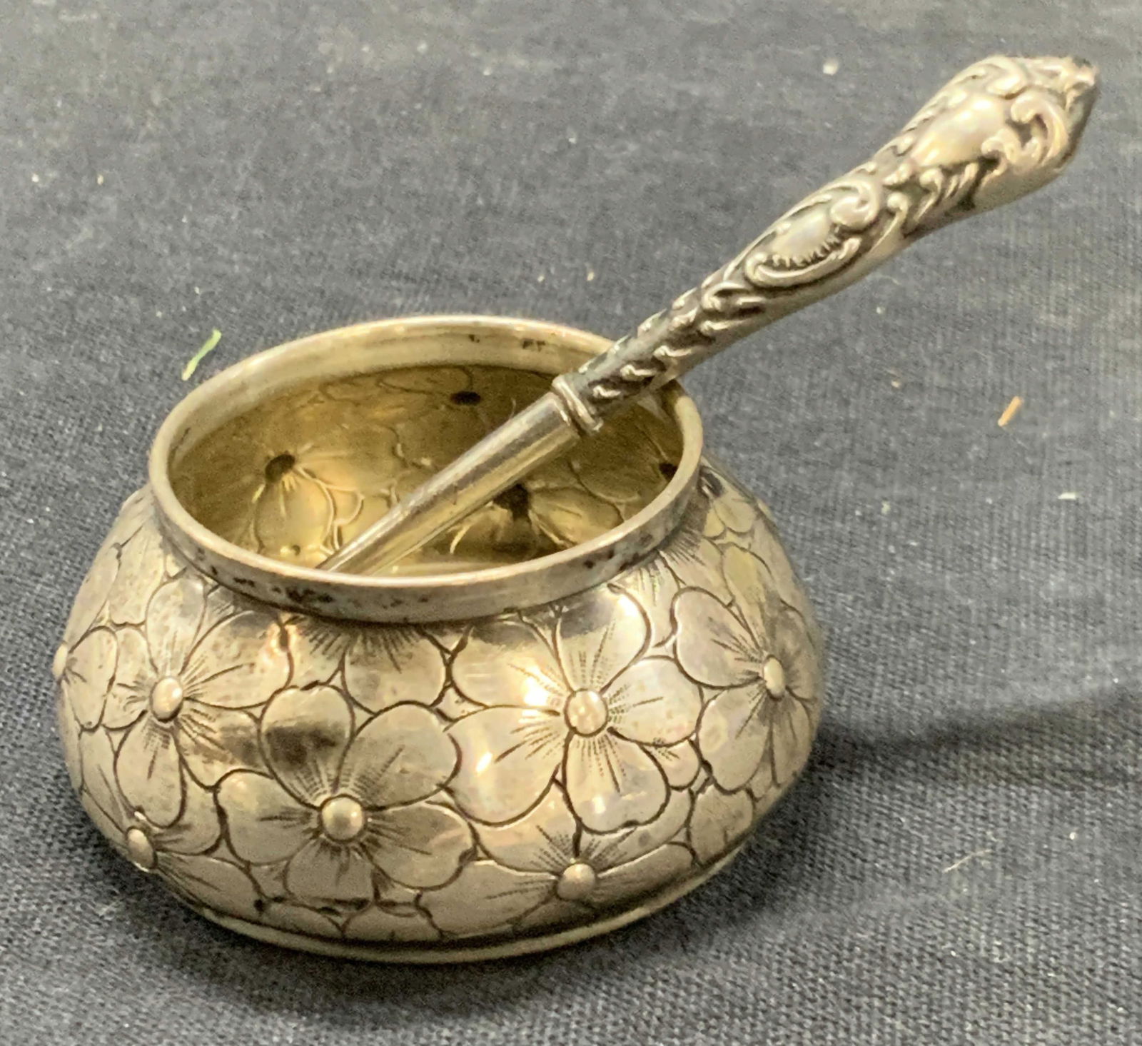 Lot 2 Vtg Sterling Silver Crochet Hook & More (1 of 7)