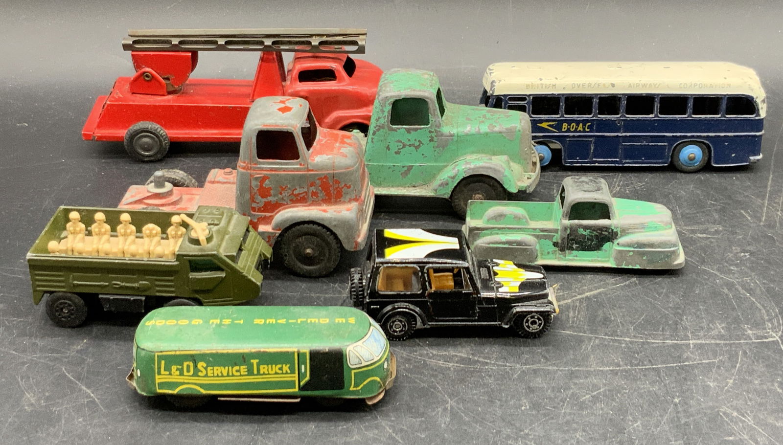 Lot 8 Vintage Metal Toy Cars, MATCHBOX & More (1 of 10)