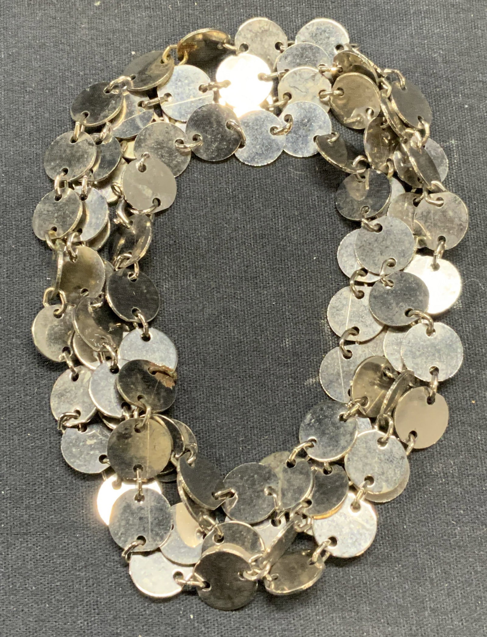 Vintage Silver Tone Beaded Disc Necklace: Vintage silver tone beaded disc necklace. Drop length approx. 23 inches. Some surface wear including scratching observed. Estate jewelry, costume jewelry, cocktail jewelry, fashion jewelry, accessorie
