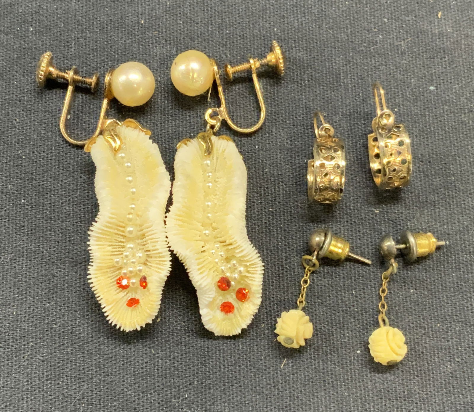 Lot 3 Vintage Coral & Faux Pearl Earrings + (1 of 7)