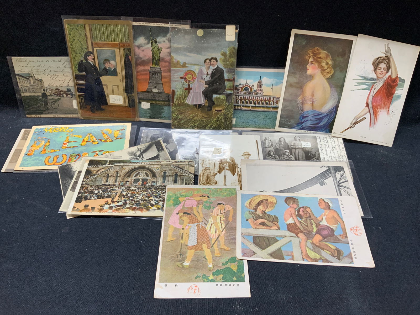 20+ Antique & Vintage Postcards (1 of 10)