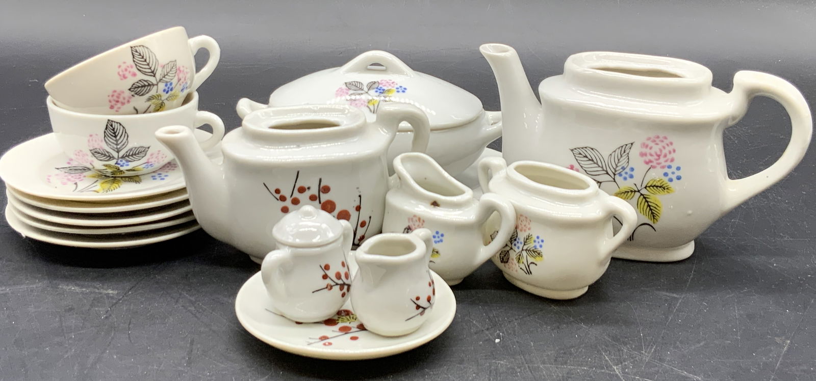 Group Lot Vtg Ceramic Childrens Tea Party Service (1 of 9)