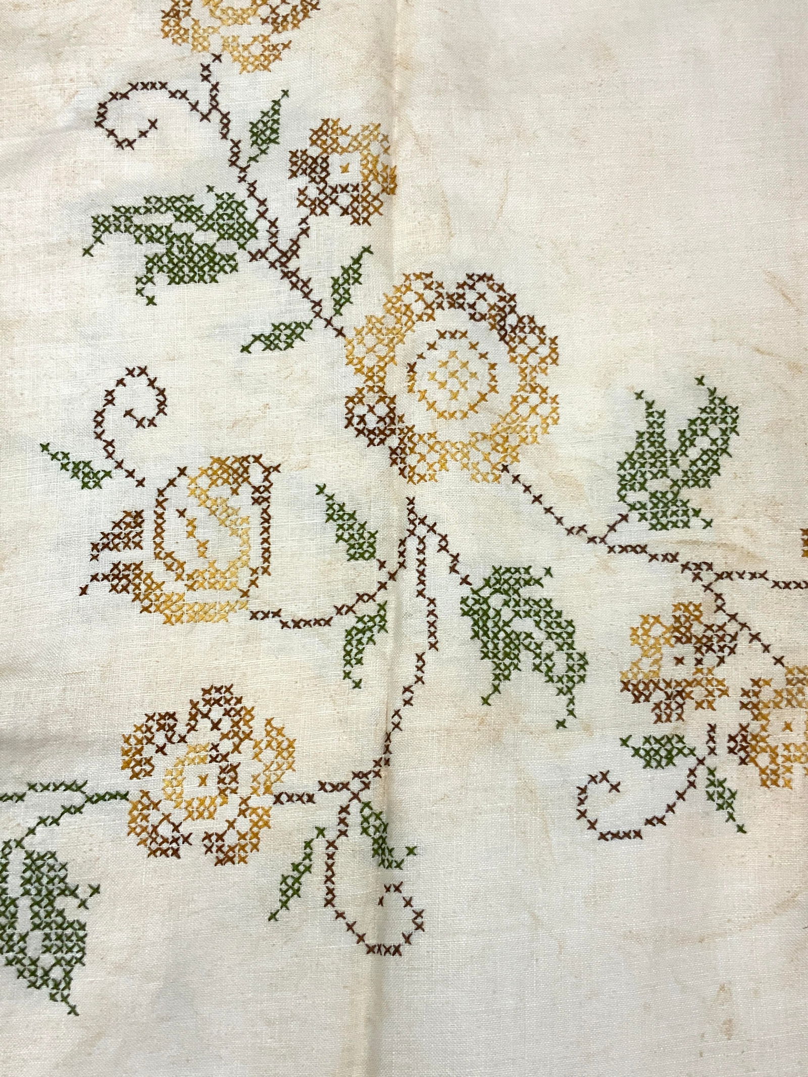 Vintage Cross Stitch Floral Linen tablecloth 80in (1 of 6)