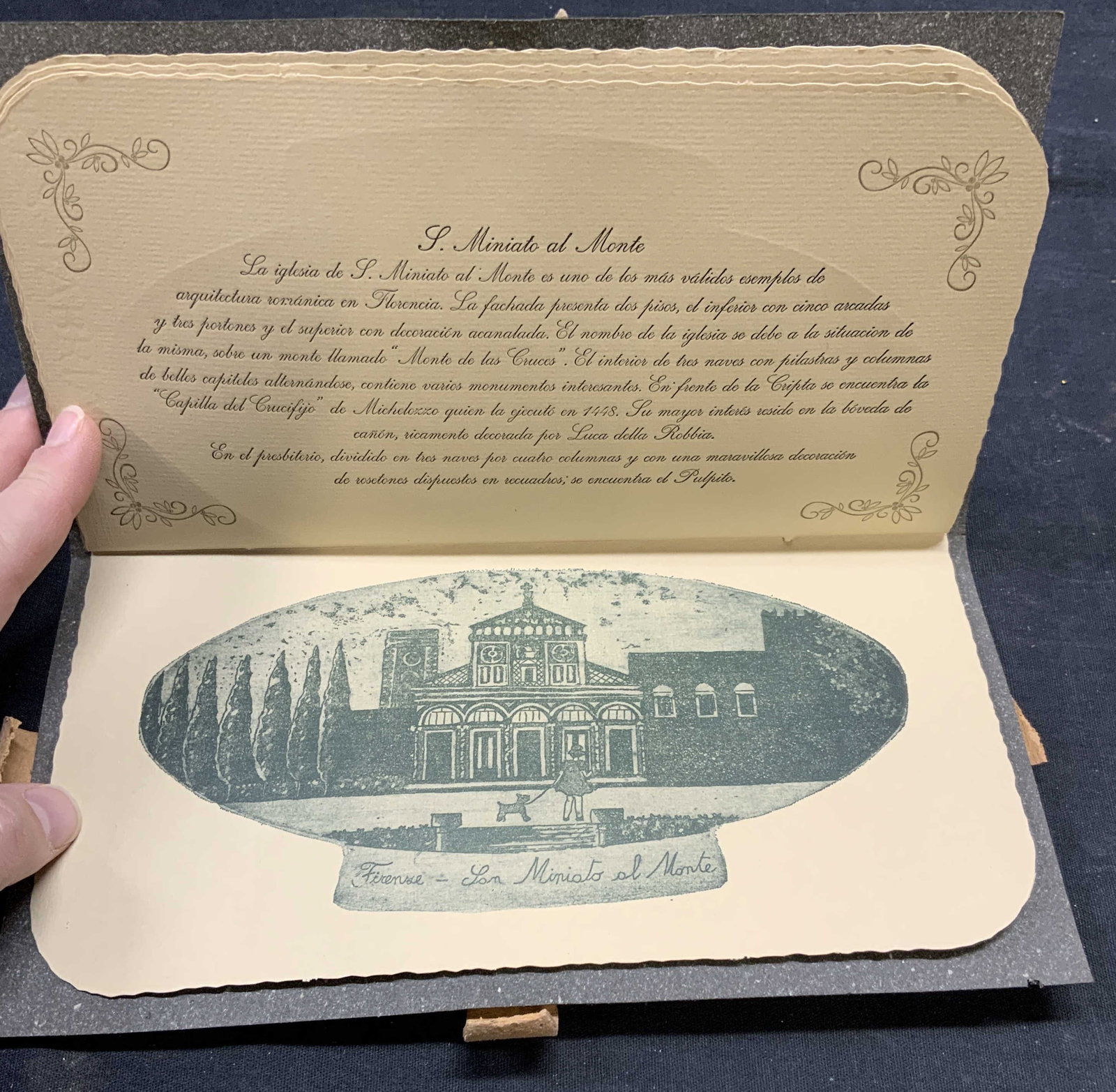 Vintage Florence Illustrated Album, Italy 1991: Vintage illustrated Album of scenes from Florence, Italy. Original etchings by Susanna Manghetti. Curated by Antonio Marra. Marked Papier 1991. Arti & Mestieri. Made in Italy, Florence. Album measures