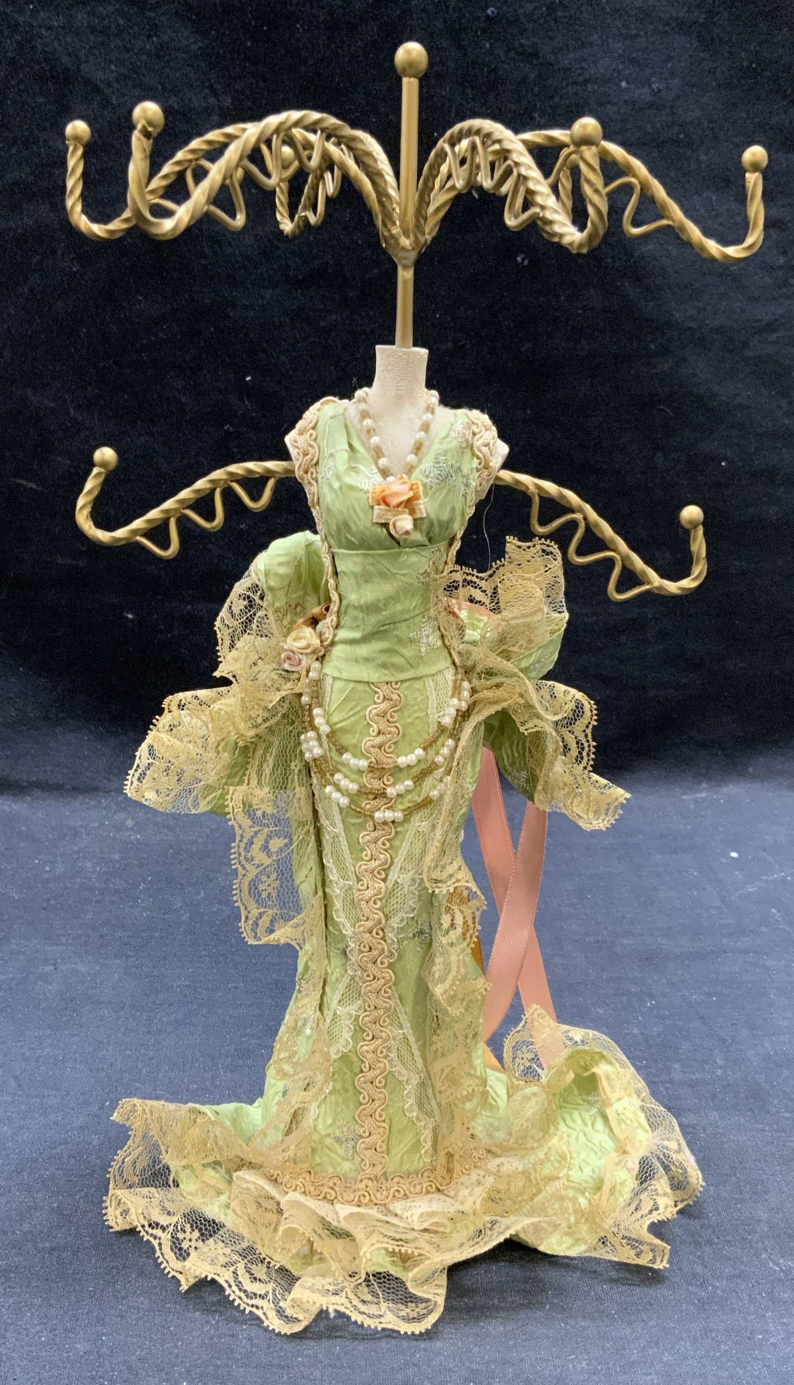Green Dress Form Jewelry Tree (1 of 6)