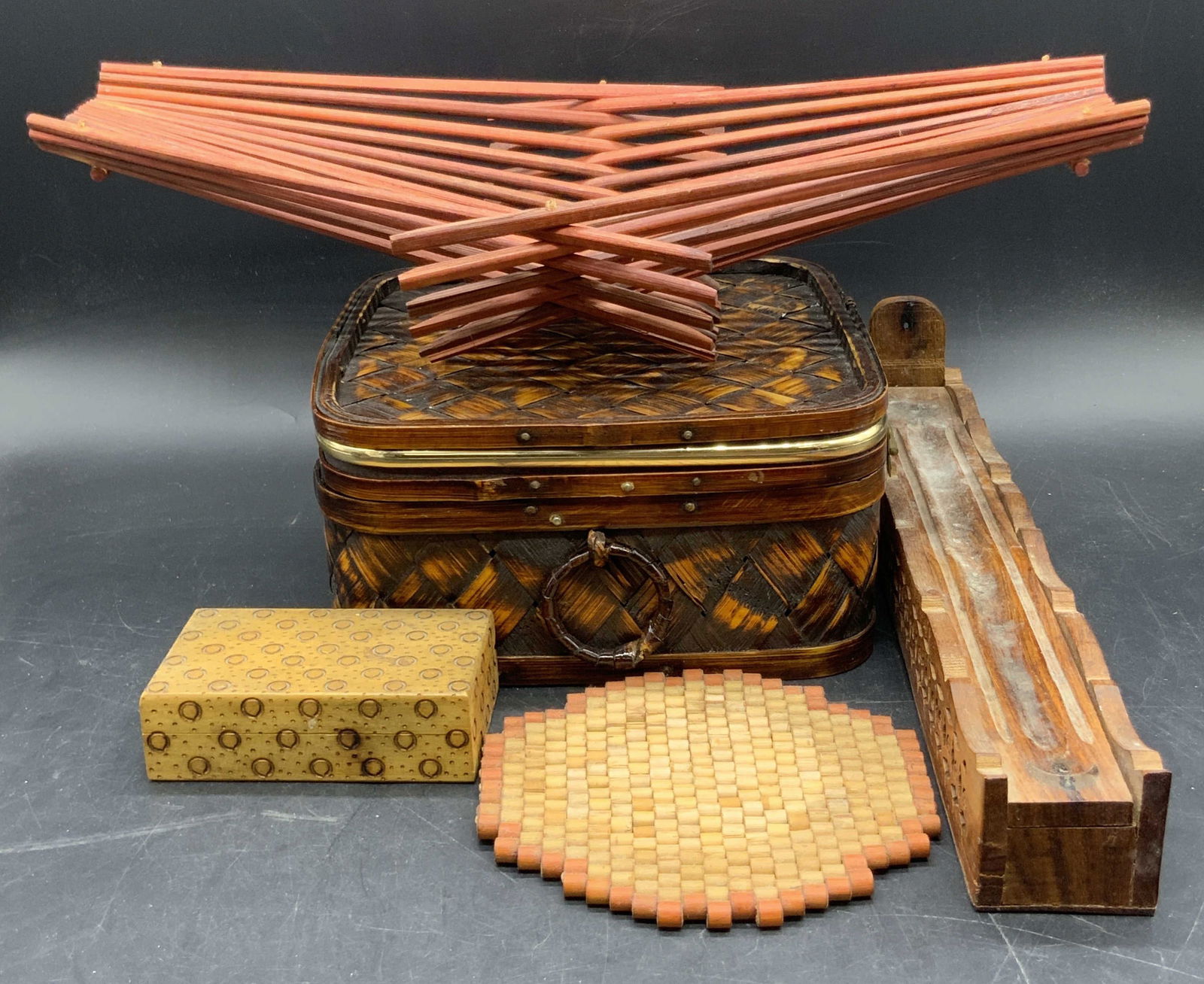 5 Vintage Tabletop Decor, Trinket Box, Basket + (1 of 9)