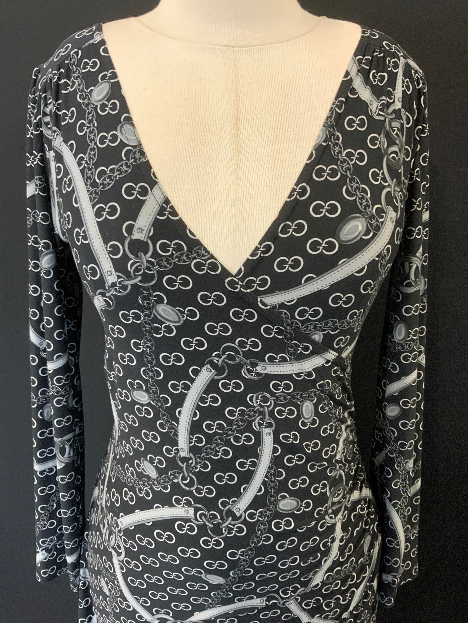 NSM Haut Chic GG  Dress, France (1 of 8)