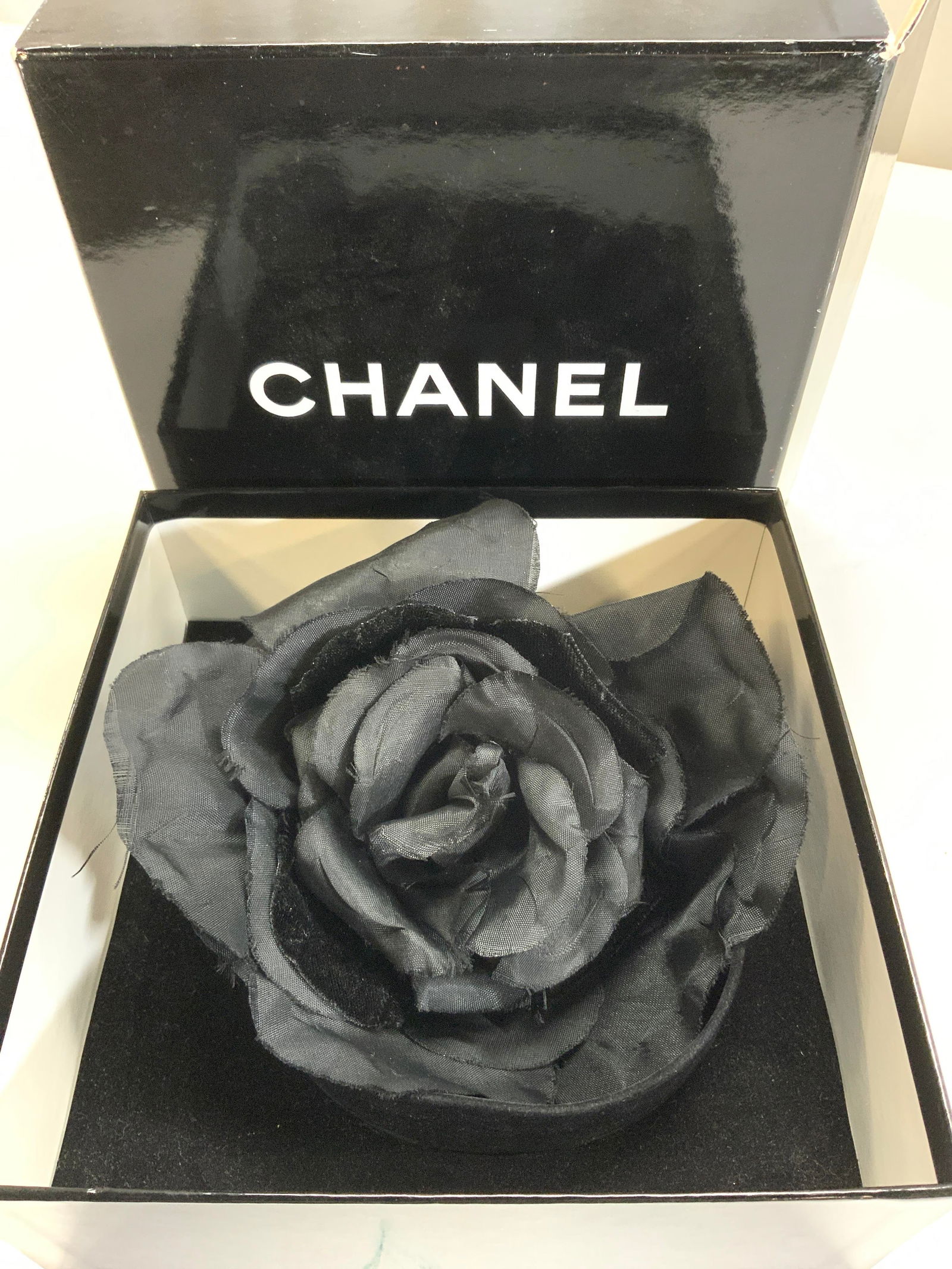 Chanel Large Black Camilia Rose Pin (1 of 7)