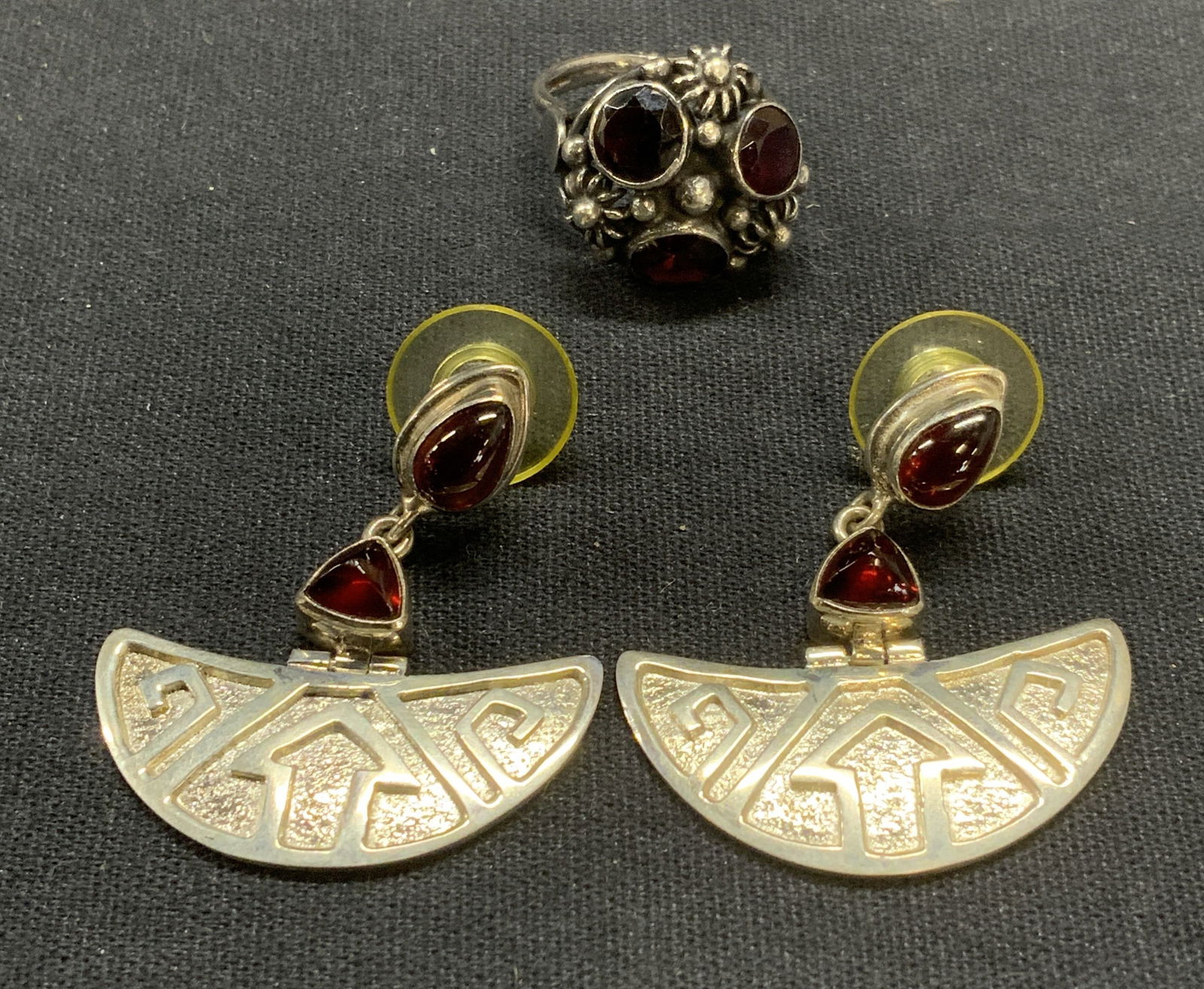 Lot 2 Sterling Silver Garnet Ring, SAJEN Earrings (1 of 7)