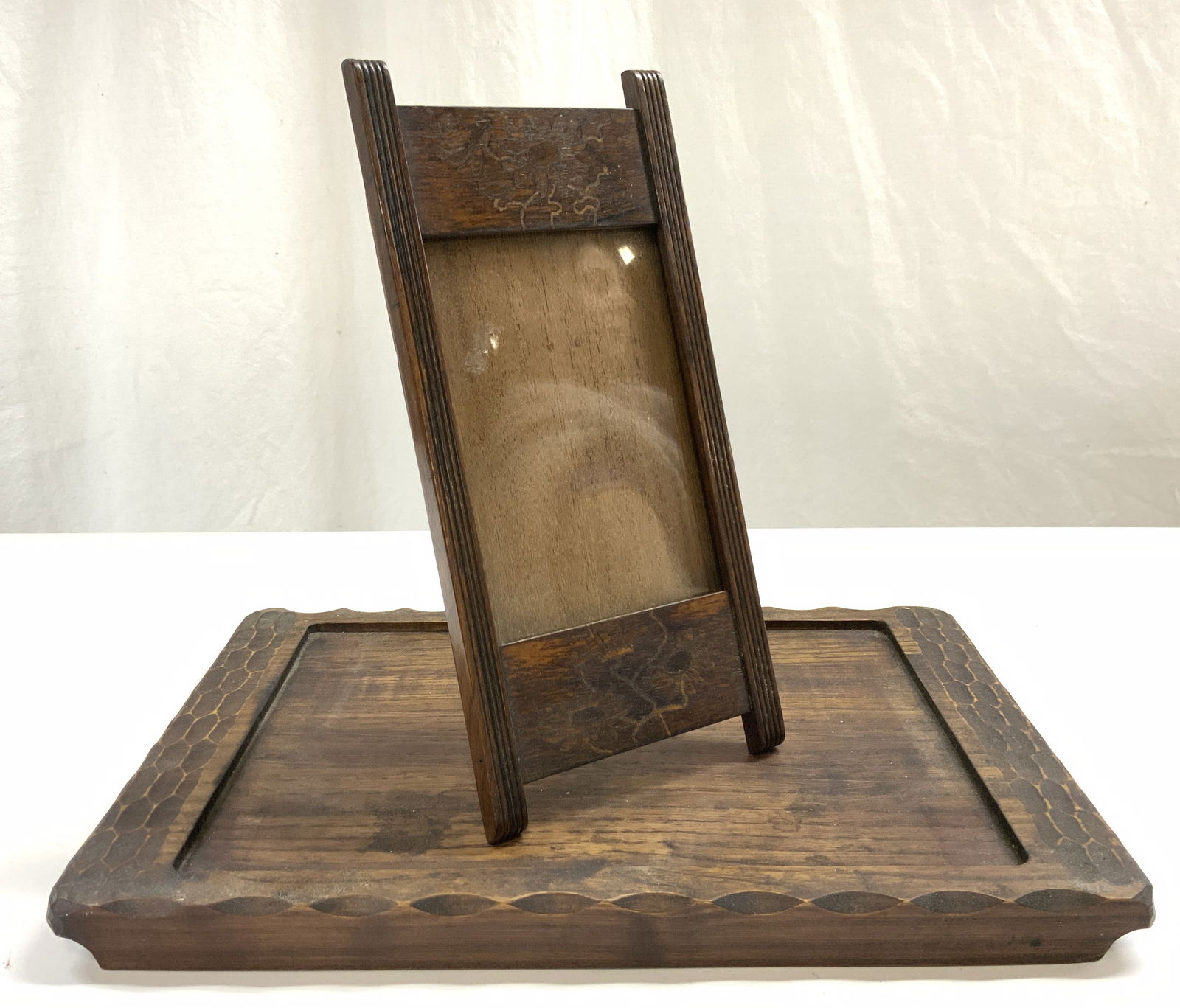 Lot2 Carved Wood Frame & Vanity Tray (1 of 7)