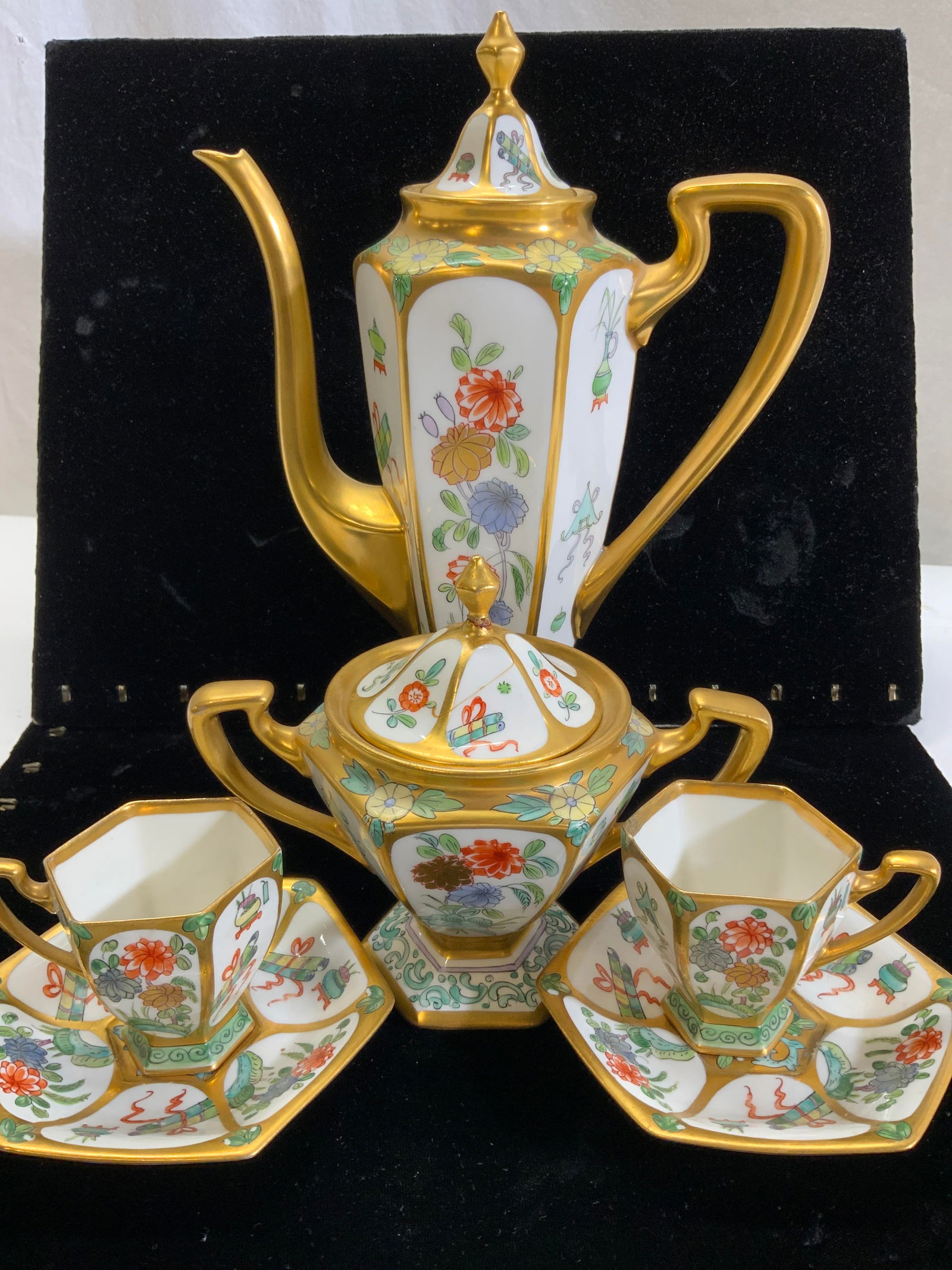 WA PICKARD White & Gilt Porcelain Teaware Set 6 (1 of 10)