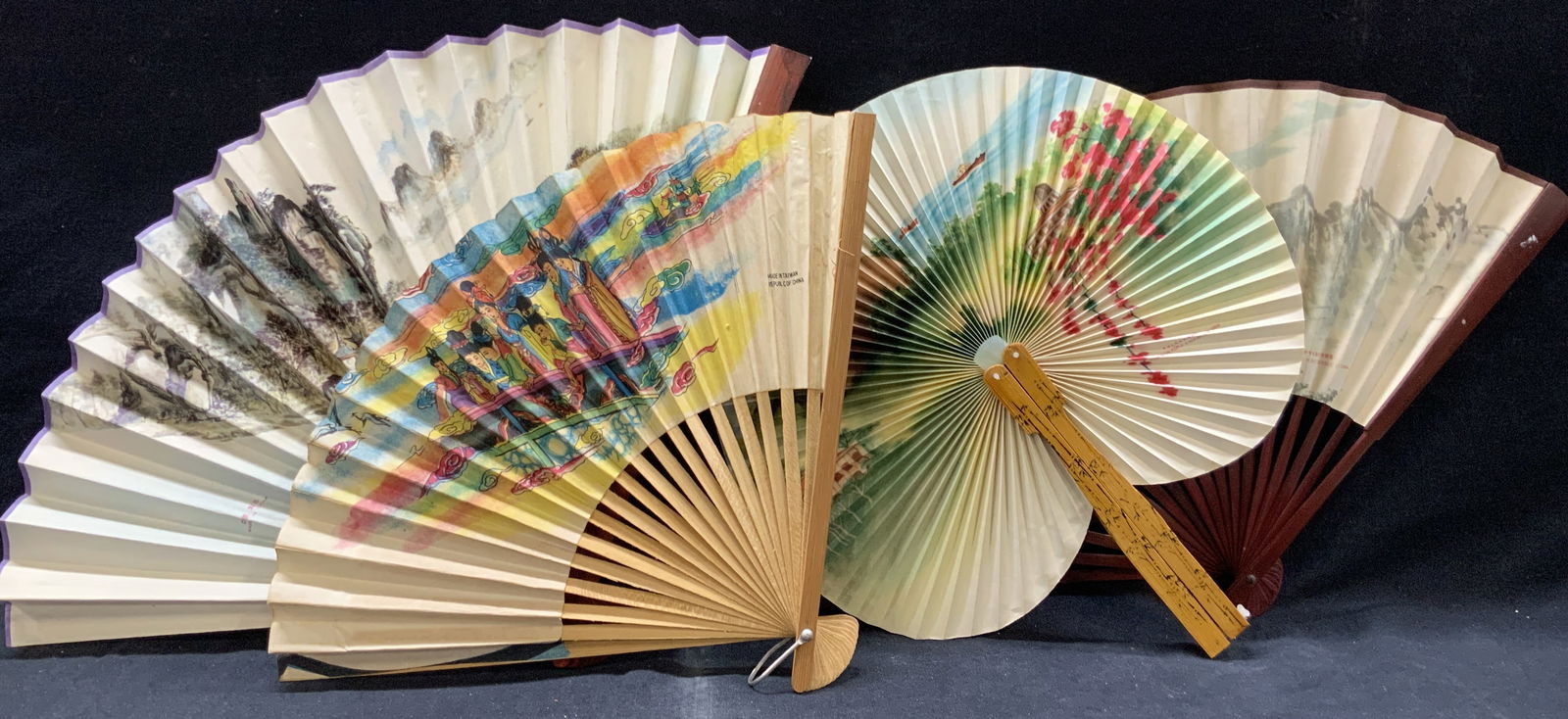 Lot 3 Asian Paper Fans (1 of 9)