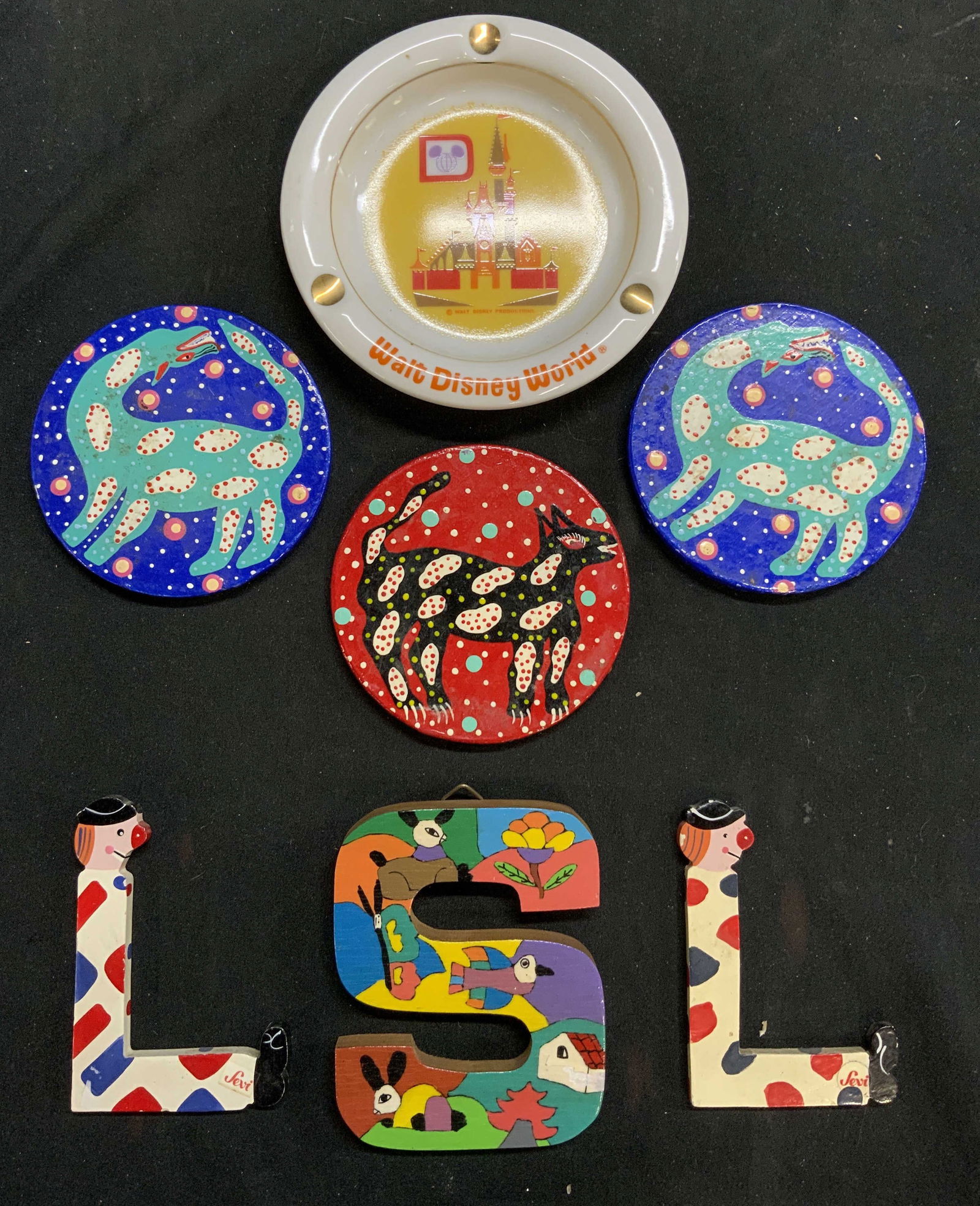 Lot 7 Tabletop Accessories (1 of 6)