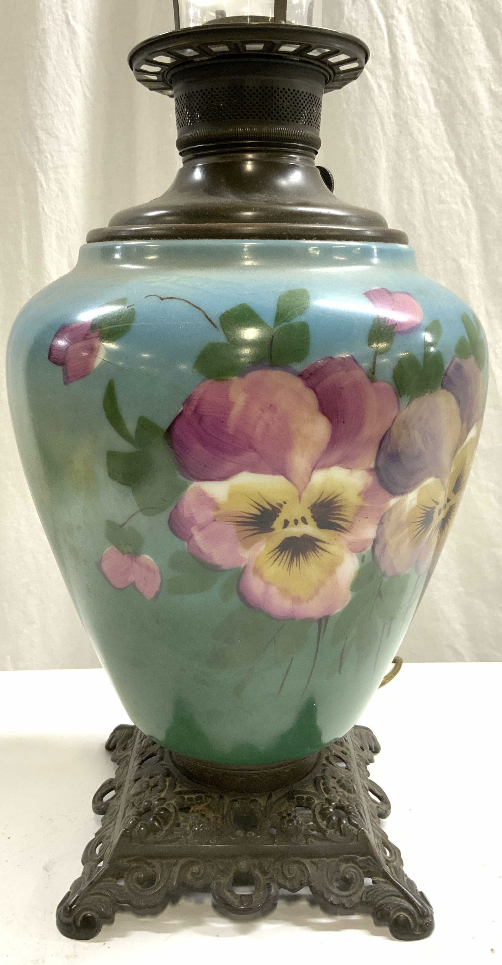 Antique Glass Gone W The Wind Hurricane Lamp (1 of 7)