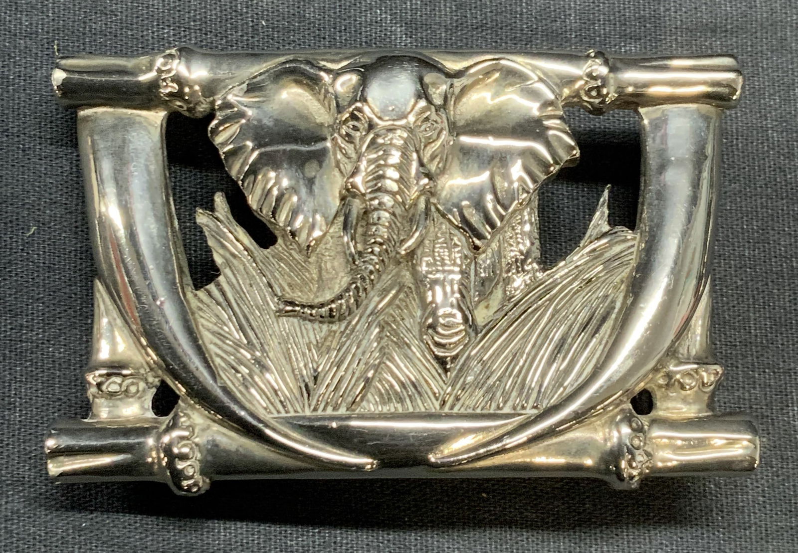 Vintage Wathne Silver Tone Elephant Belt Buckle (1 of 6)
