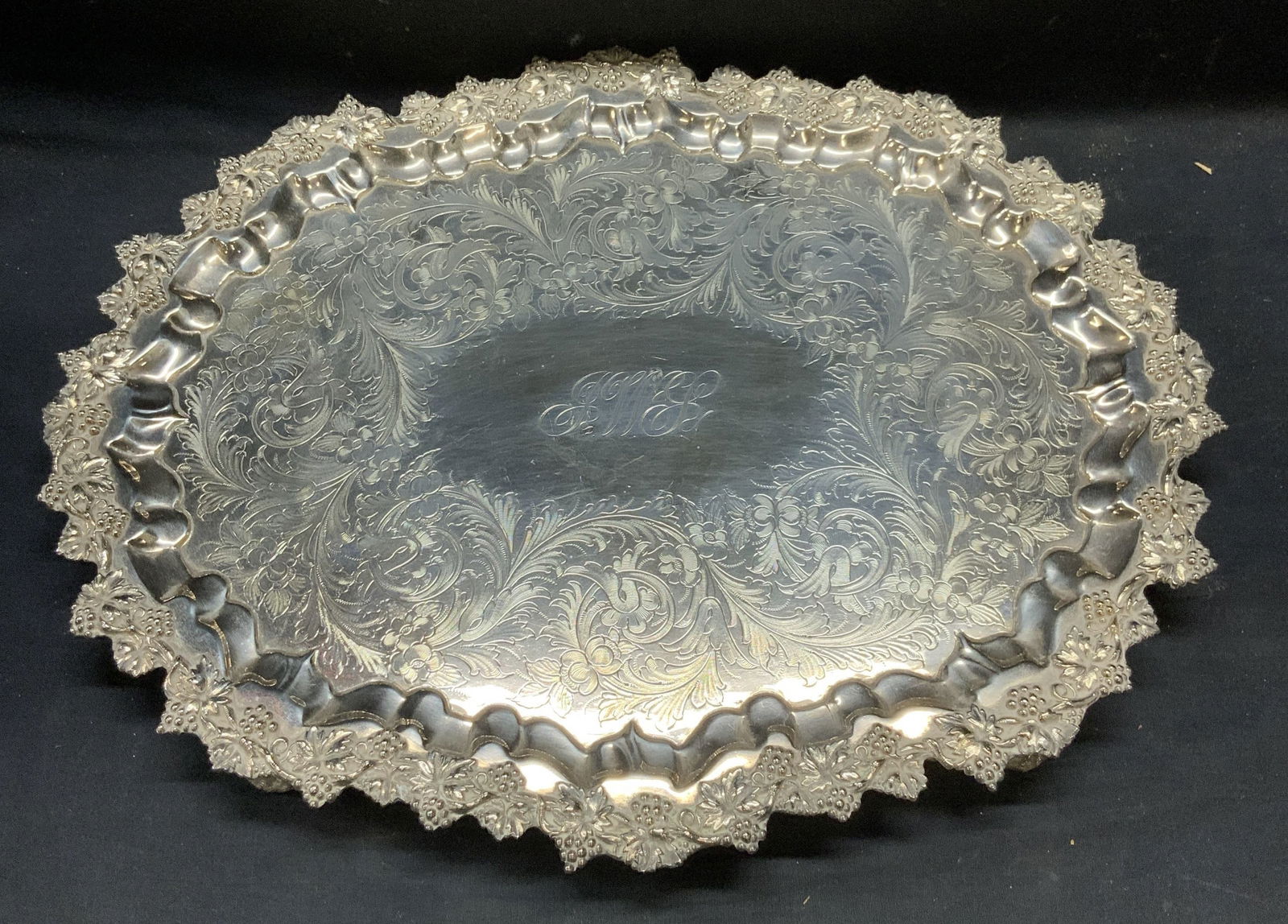 Antique Silver Plated Grape Vine Tray (1 of 7)