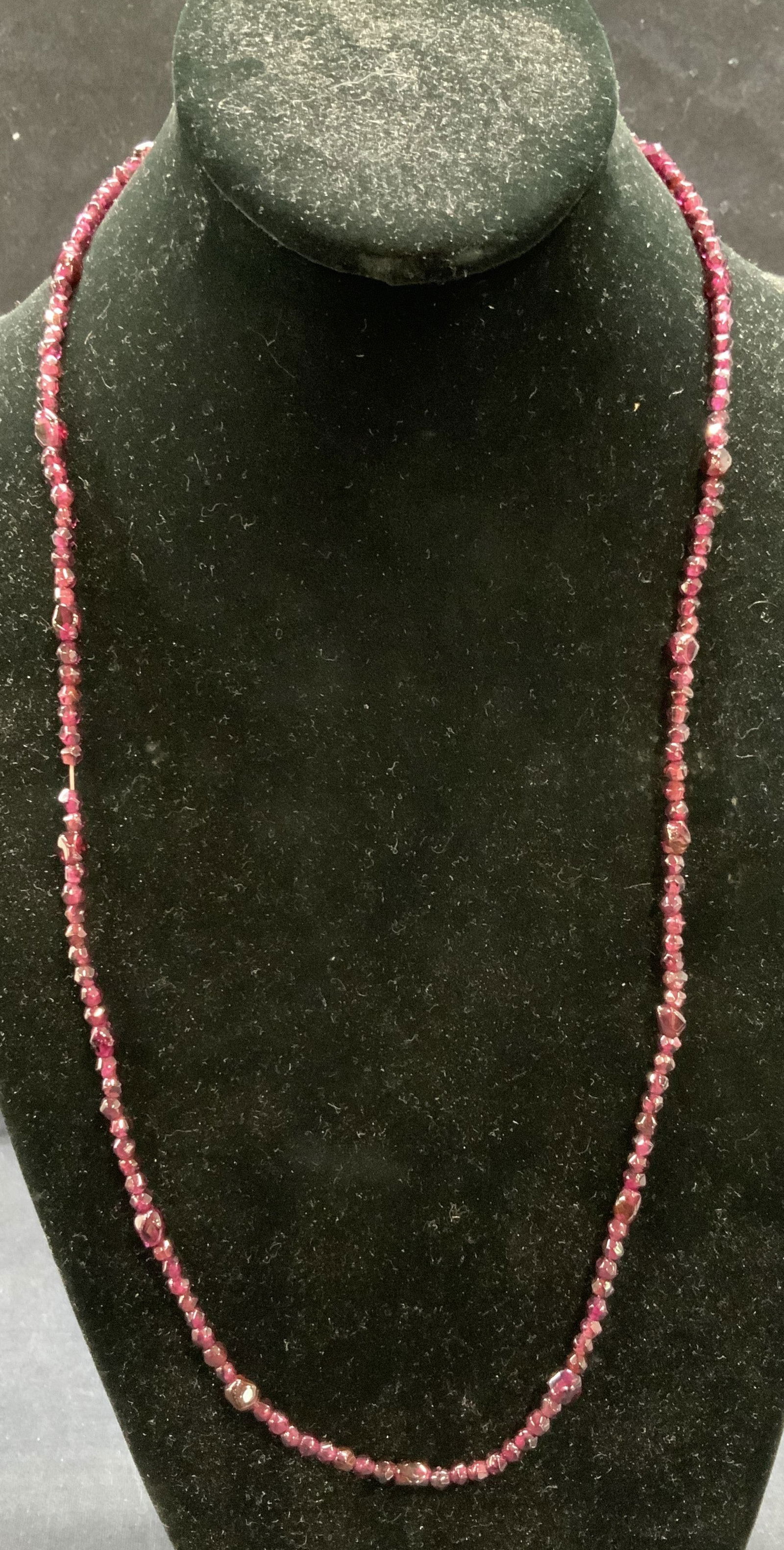 Vintage Garnet Beaded Gemstone Necklace (1 of 8)