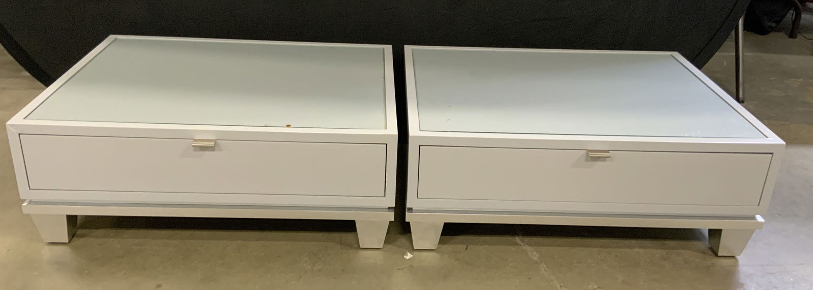 Pr Colefax Cabinetry Grey Lacquered Night Tables (1 of 12)