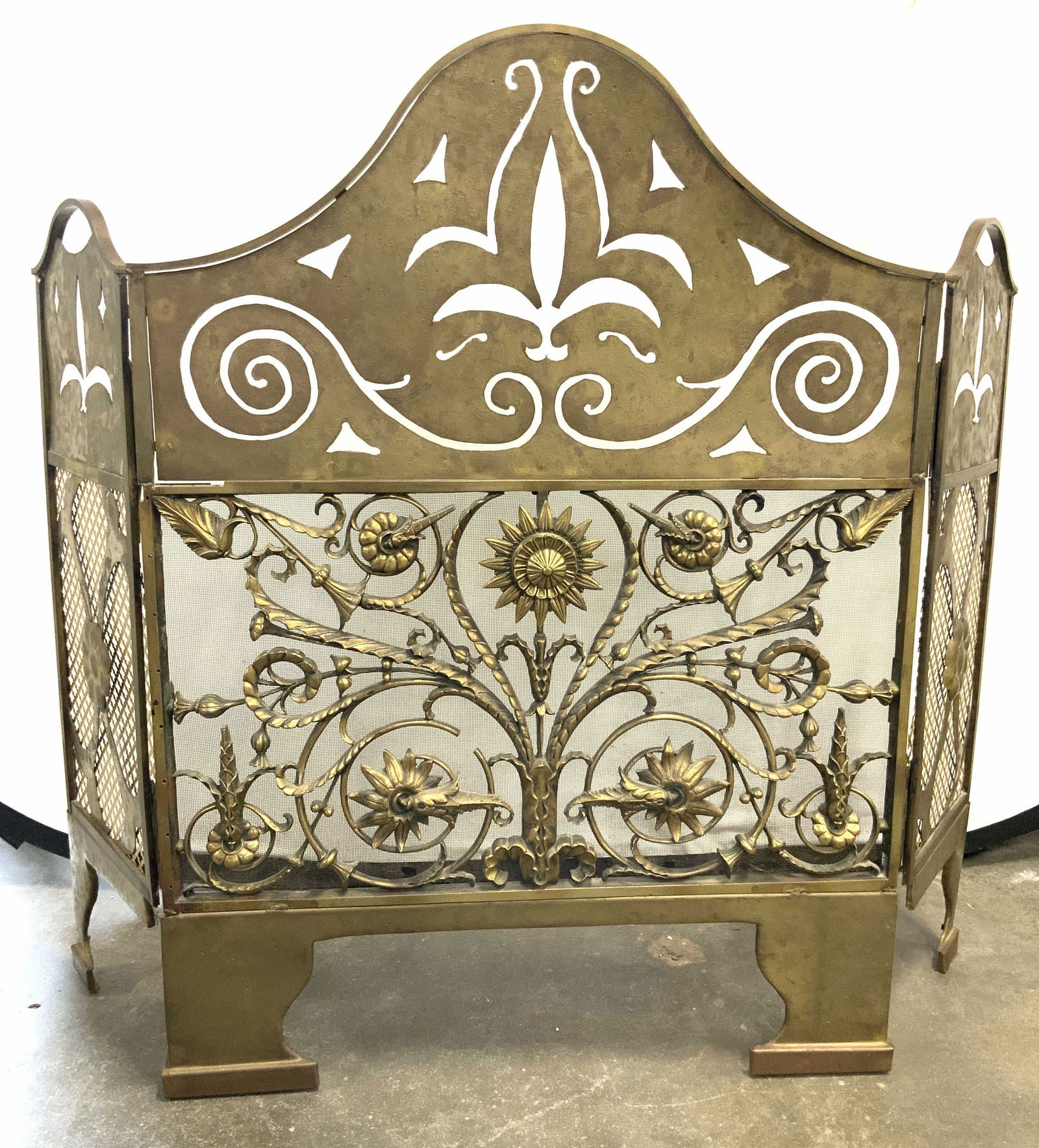 Vtg Fold Brass Fireplace Screen Crafted W Metalwork (1 of 8)