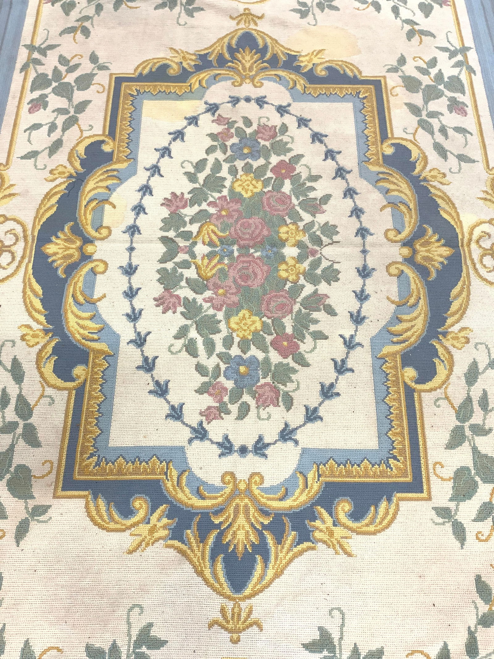 Vntg French Needlepoint Oversized Wool Carpet (1 of 8)