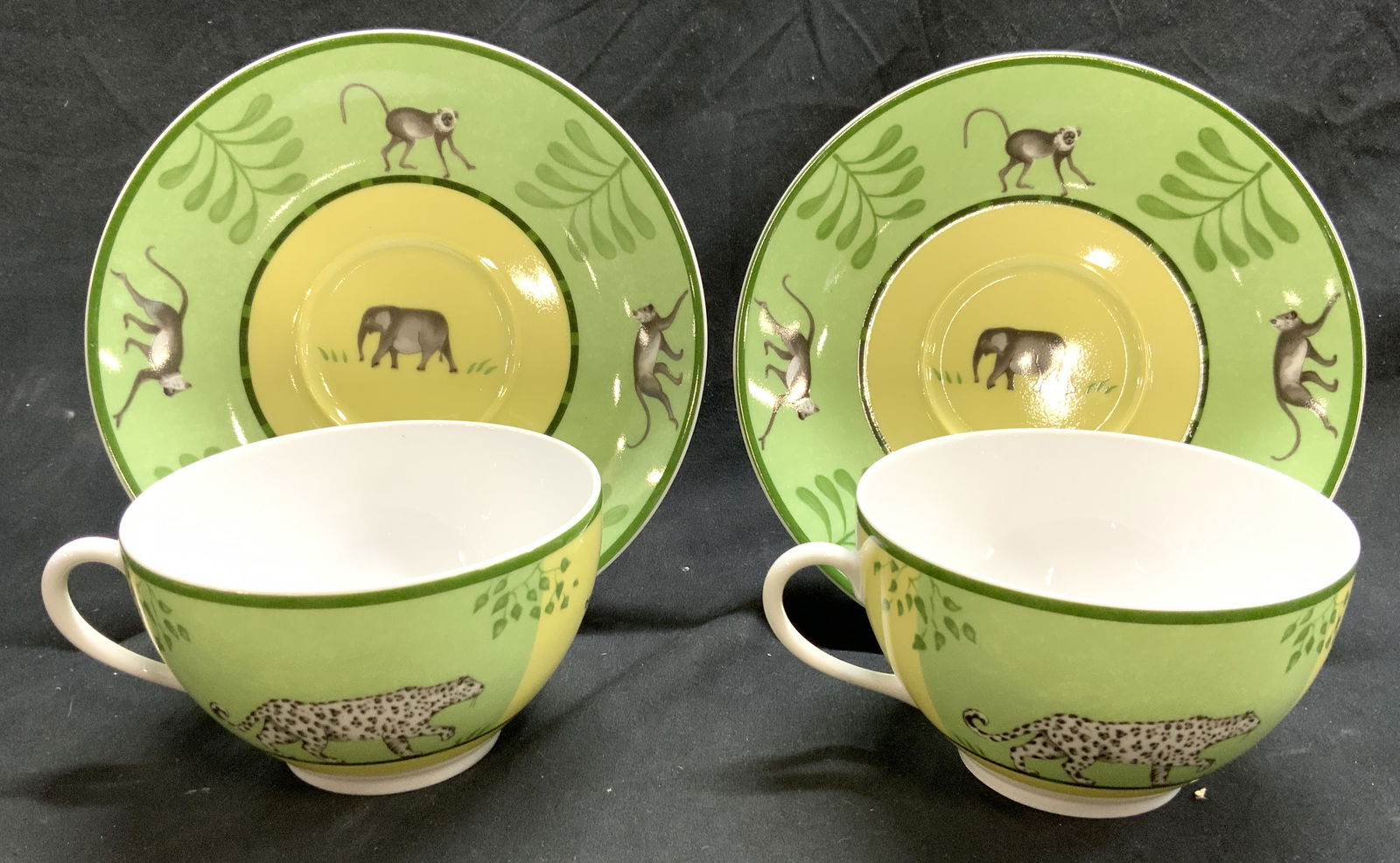 HERMES AFRICA Set4 Porcelain Plates &Saucers Paris (1 of 7)