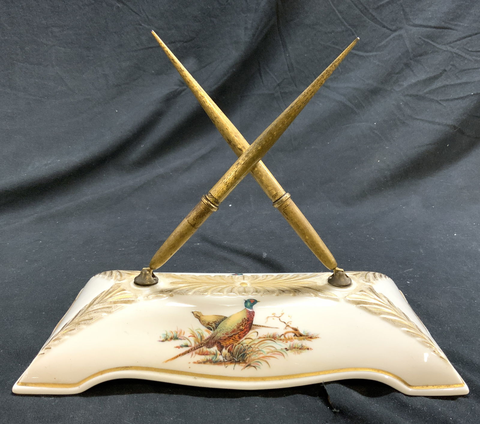 LENOX SHEAFFERS Old Dominion Pheasants Pen Desk Set (1 of 9)
