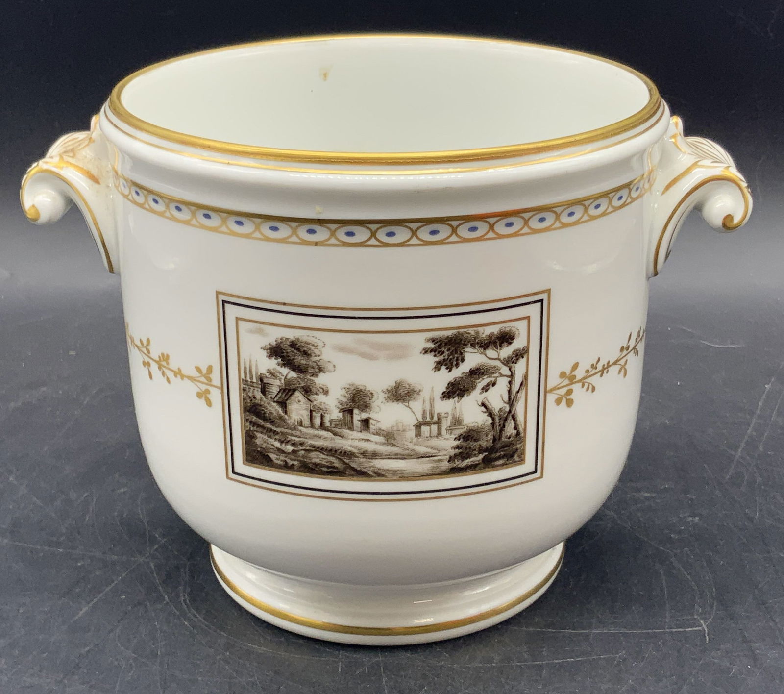 RICHARD GINORI Signed Porcelain Cachepot (1 of 10)