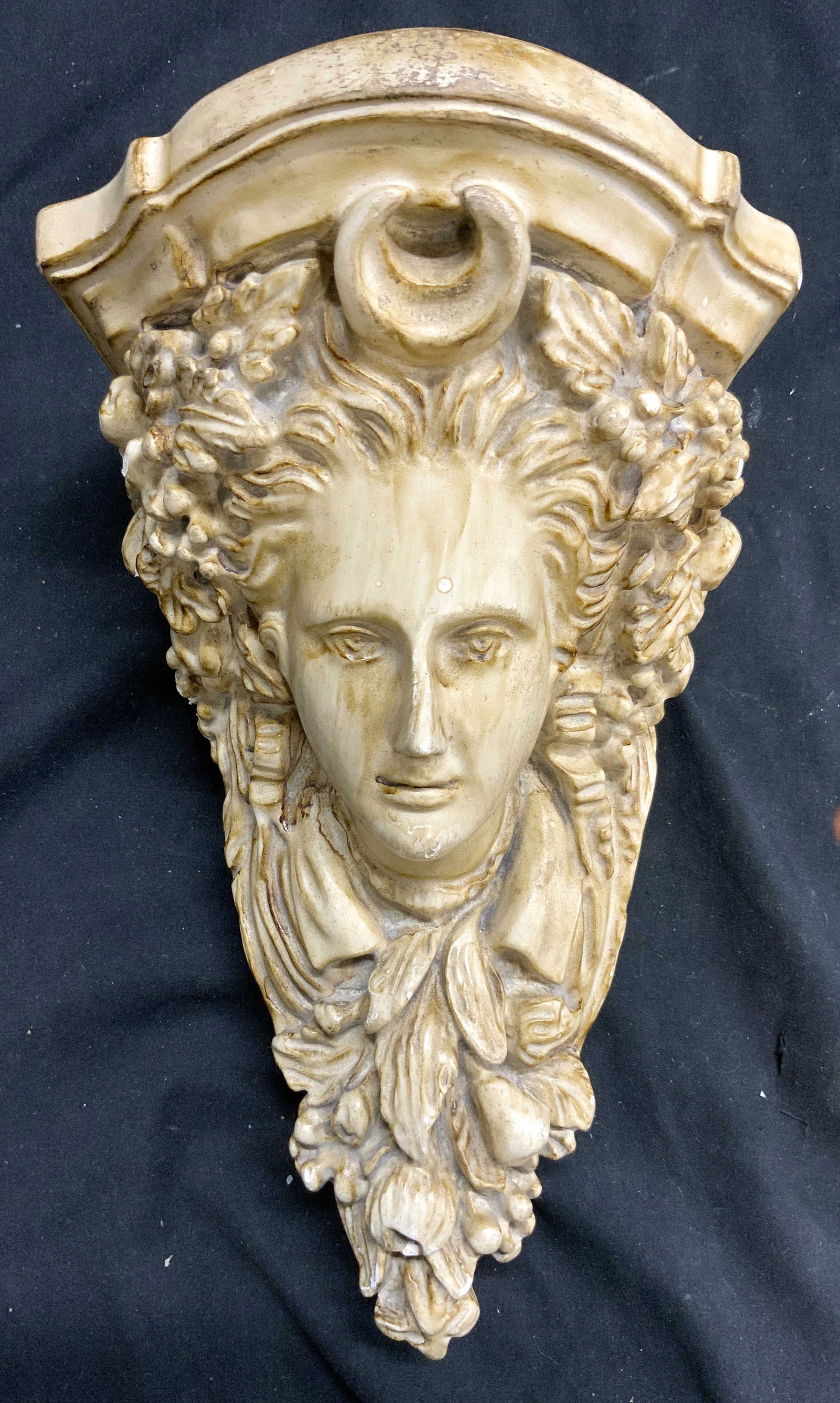 Italian Neoclassical Plaster Maiden Wall Shelf (1 of 9)