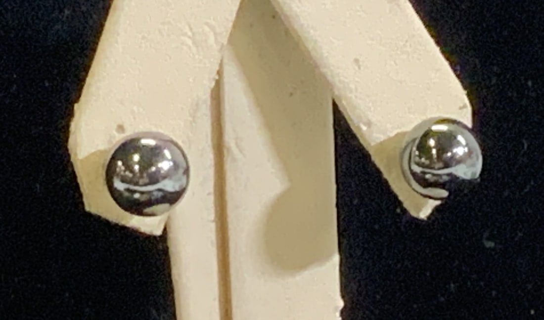 Hematite Stud Earrings (1 of 6)