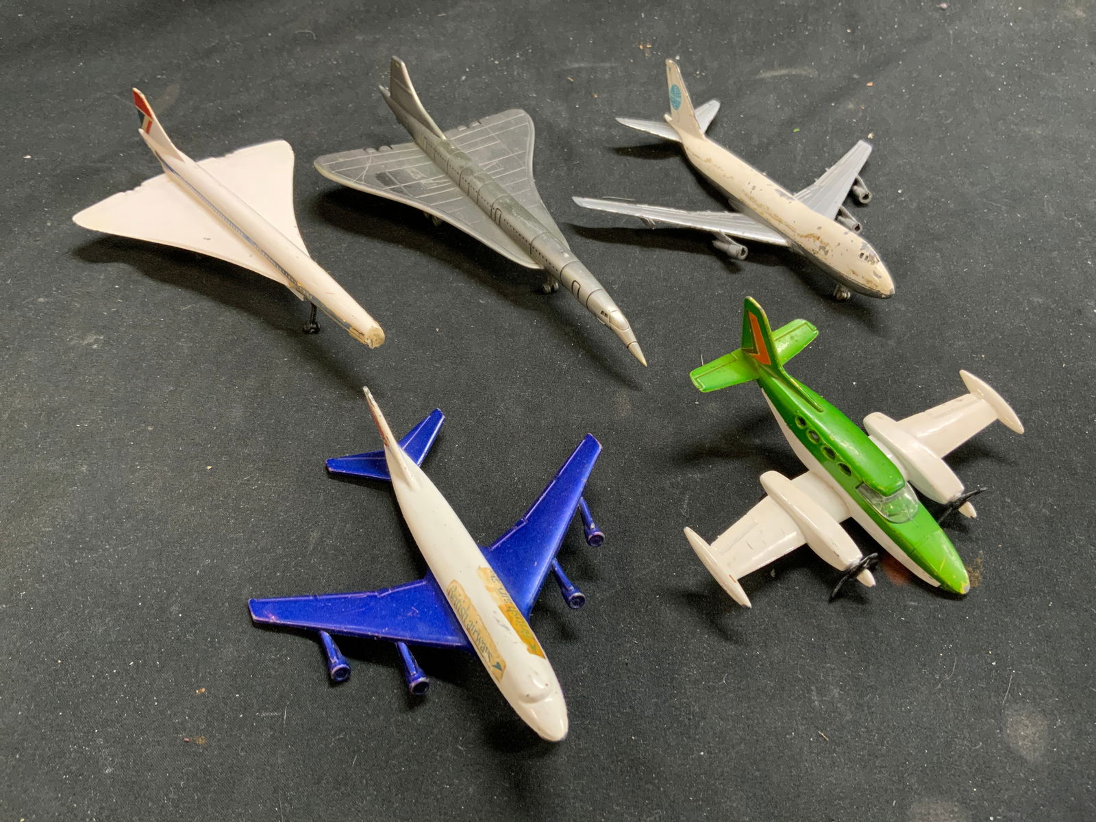 Lot 5 Metal Toy Airplanes Concorde & More (1 of 10)