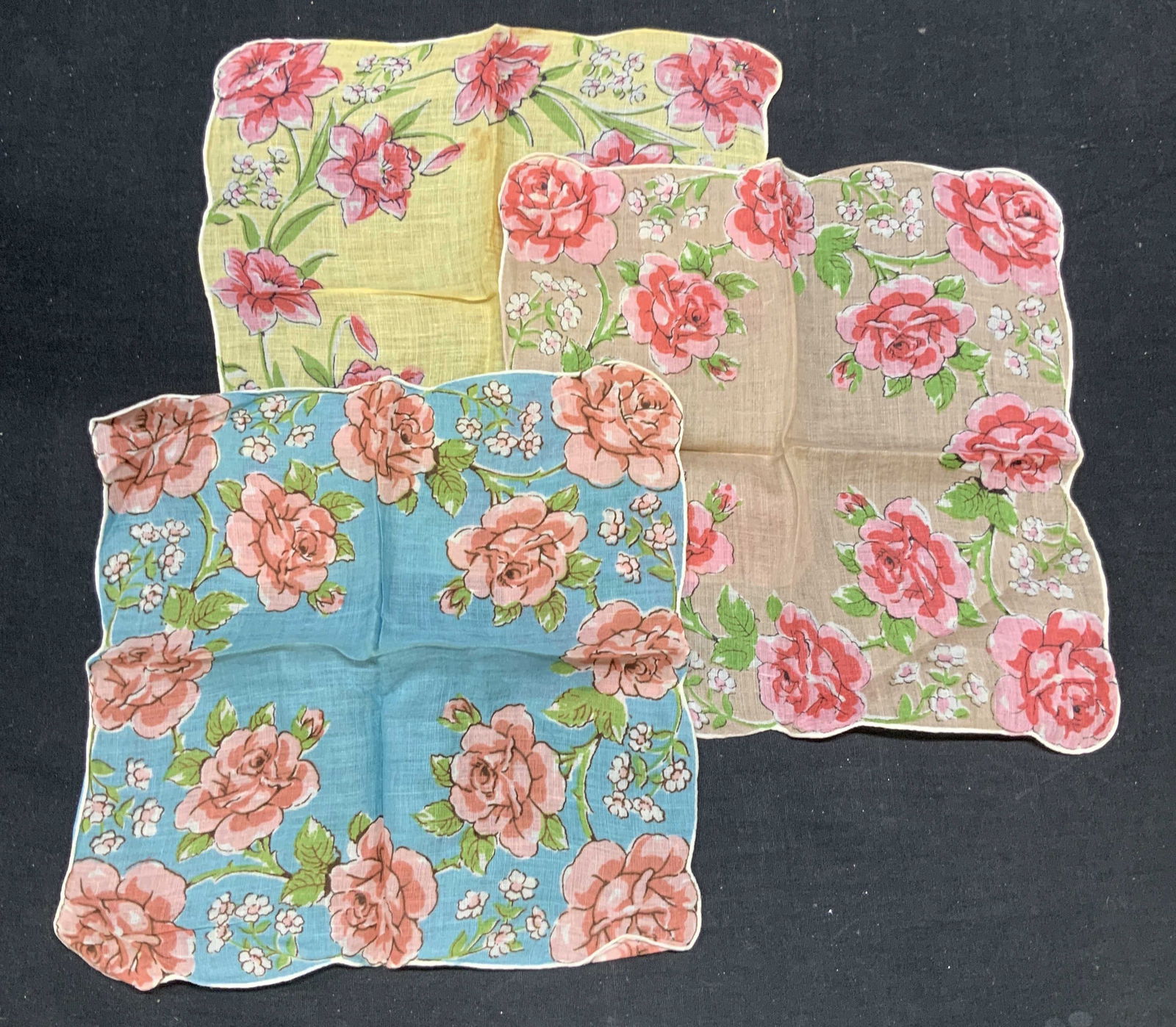 Lot 3 Vintage Floral Cotton Handkerchiefs (1 of 7)
