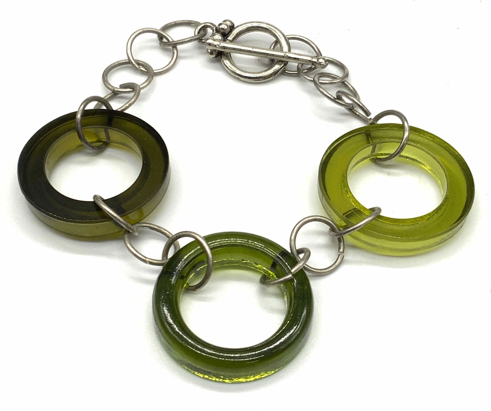 STERLING SILVER Green Glass Disc Toggle Bracelet (1 of 8)
