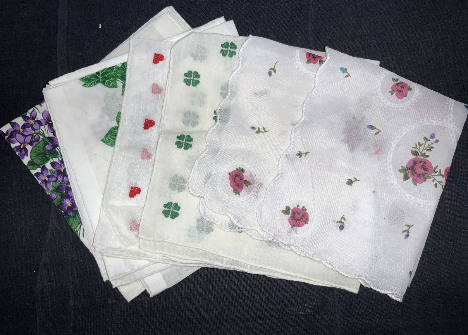 6 Vintage Patterned Table Linens Kreier & More (1 of 10)