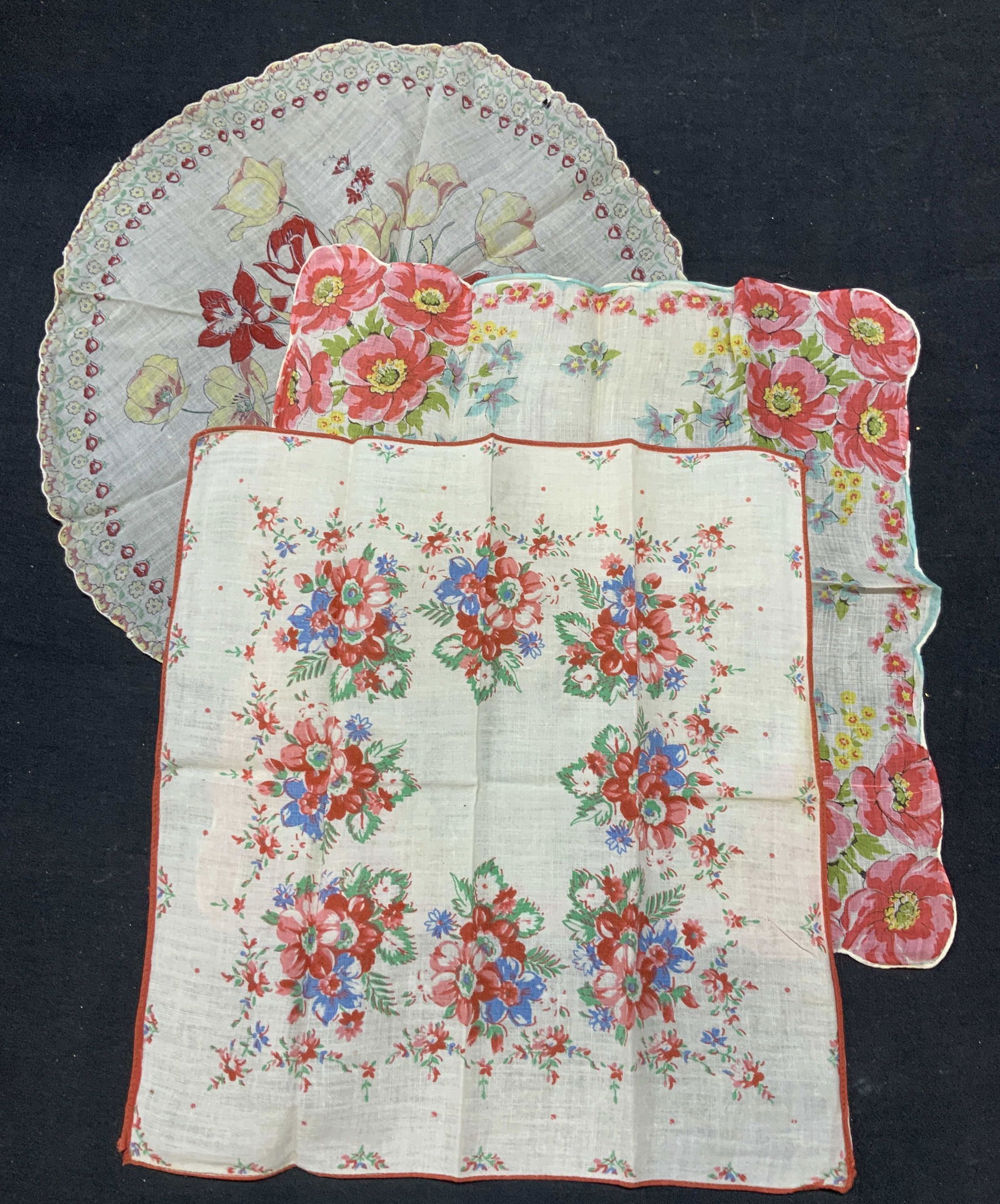 Lot 3 Vintage Floral Cotton Handkerchiefs (1 of 7)
