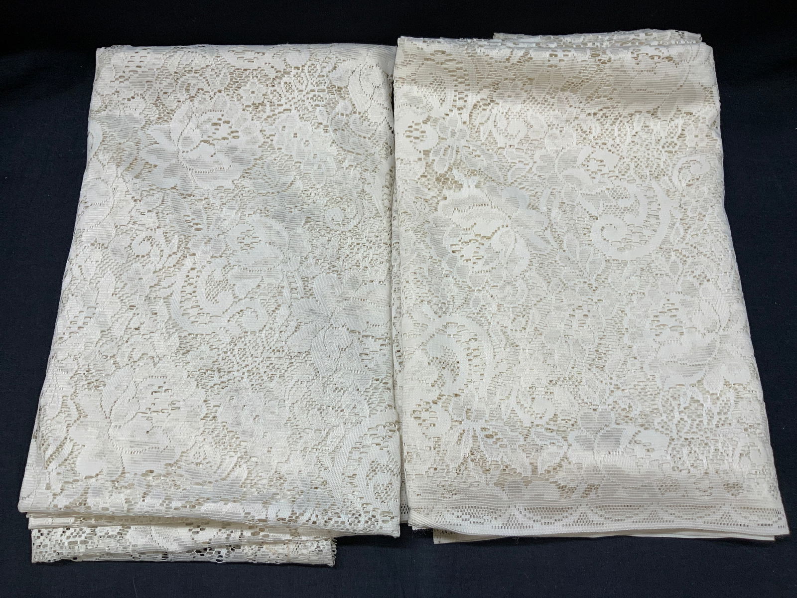 Pr Off White Lace Floral Linen Curtains (1 of 7)