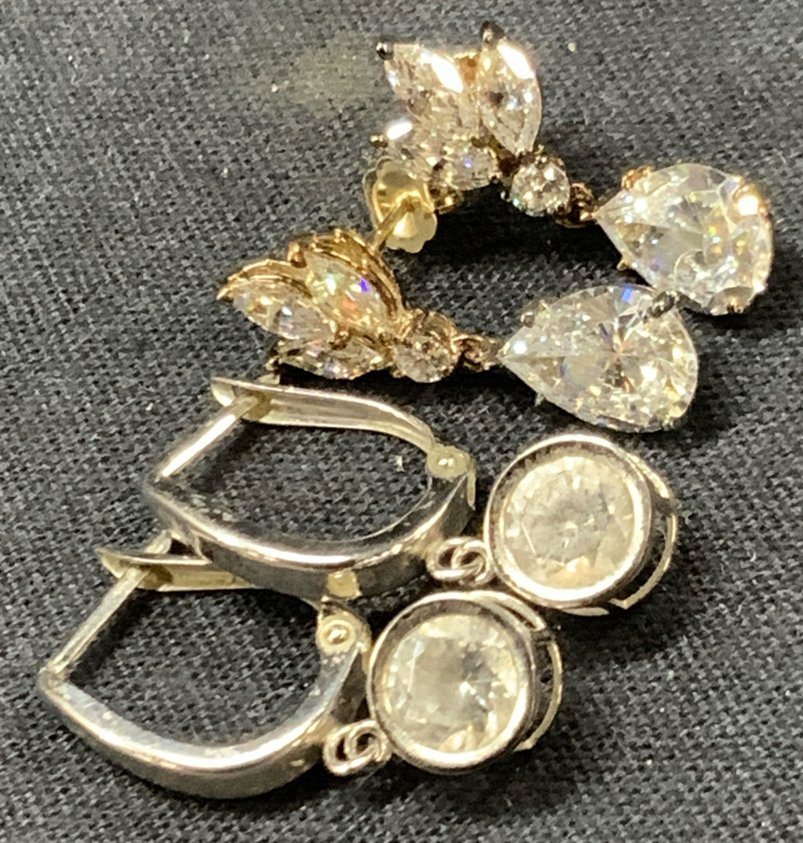 2 Pr 14k Gold & Crystal Earrings (1 of 6)