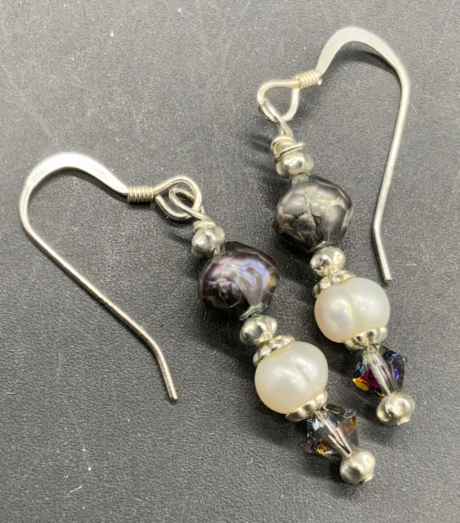 Sterling Silver Black & White Pearl Drop Earrings (1 of 8)