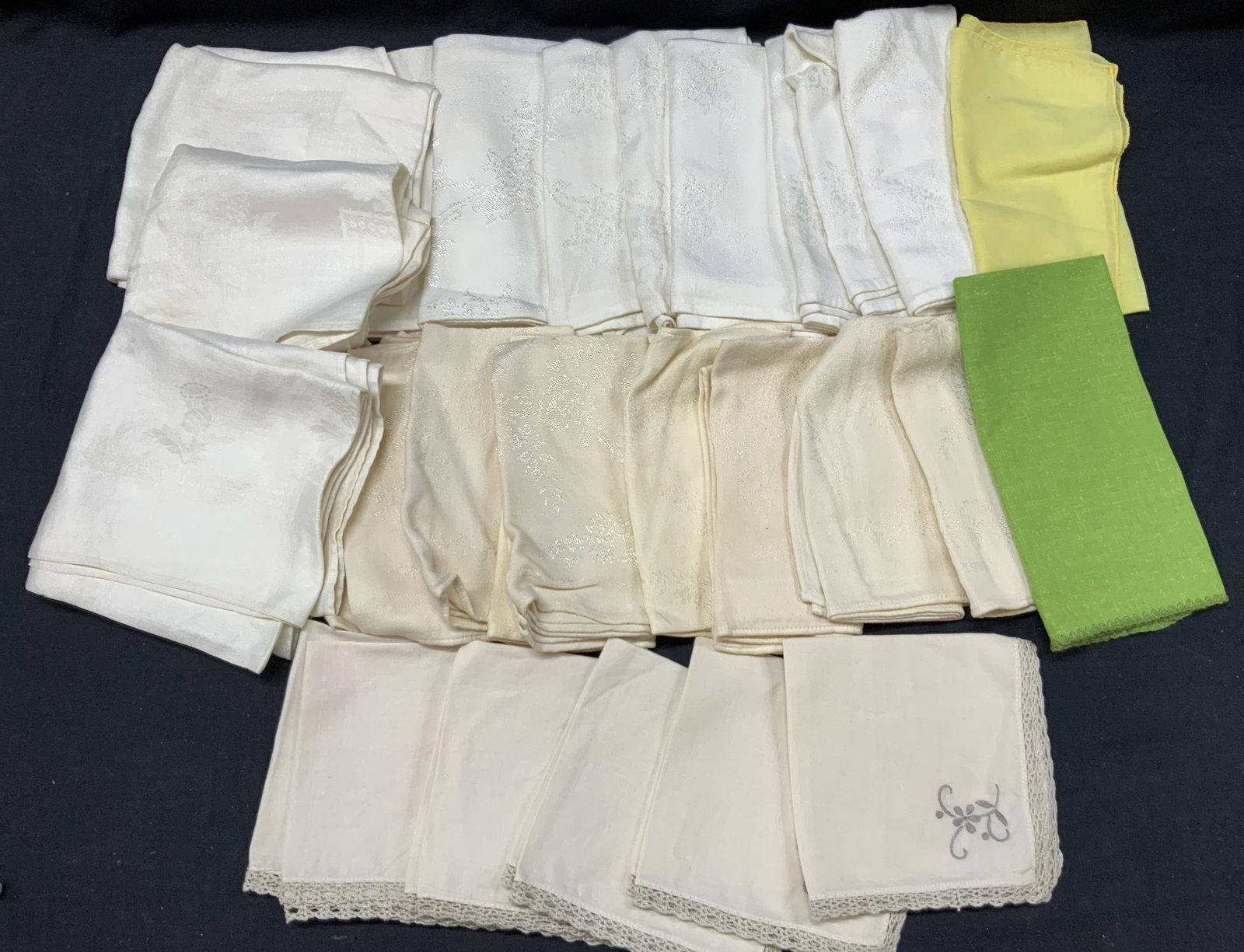 Lot 20+ Vntg Cotton Table Linens (1 of 12)